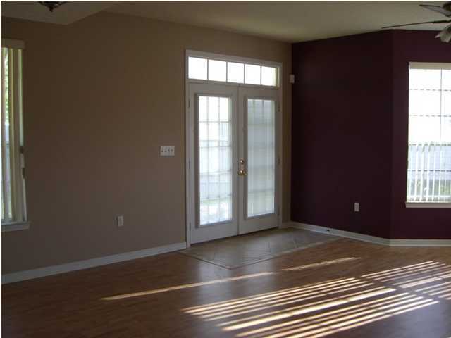 CHATELAINE ESTATES S/D PH 2 - Residential Lease