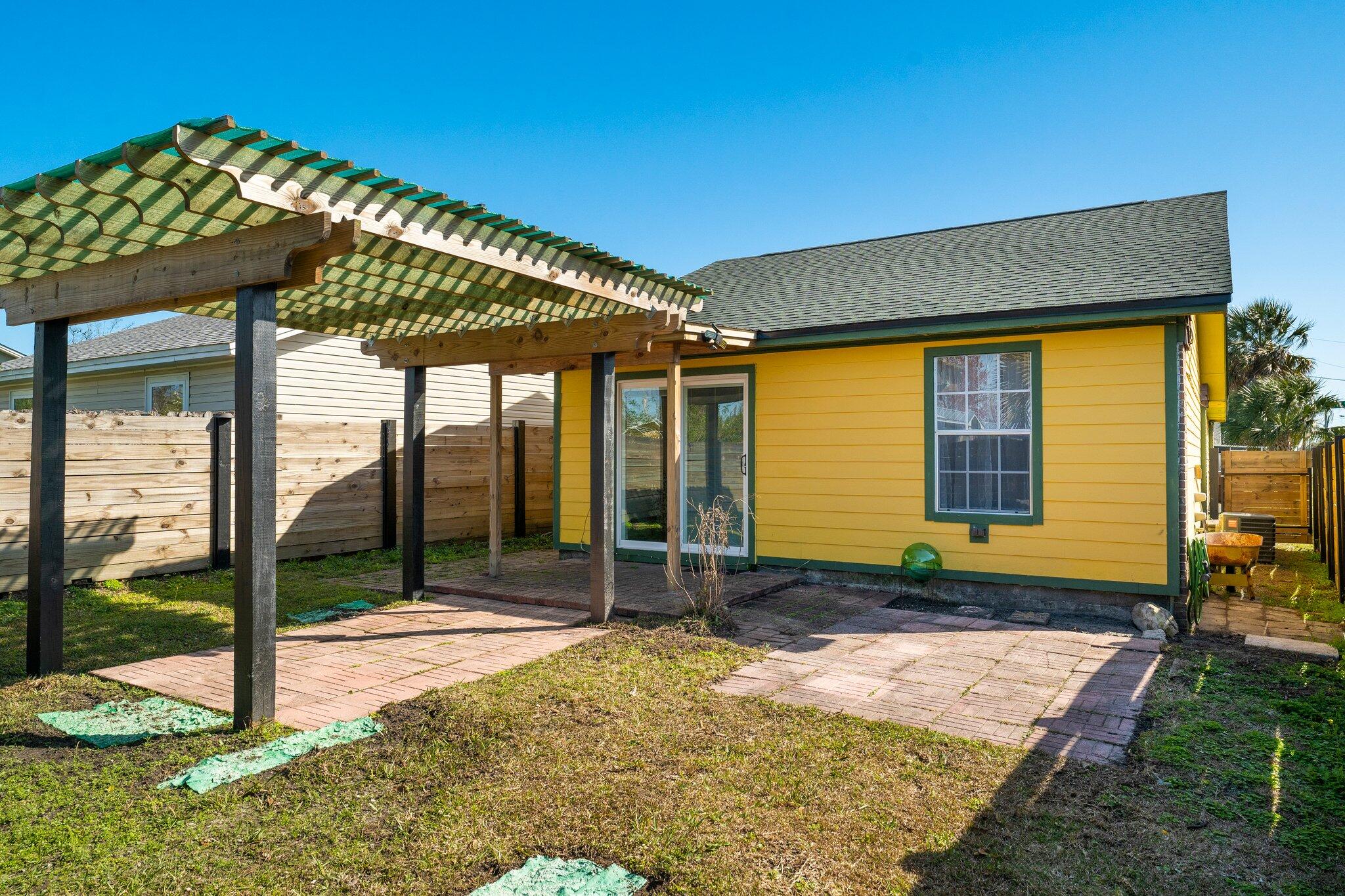 GARDEN COVE - Residential