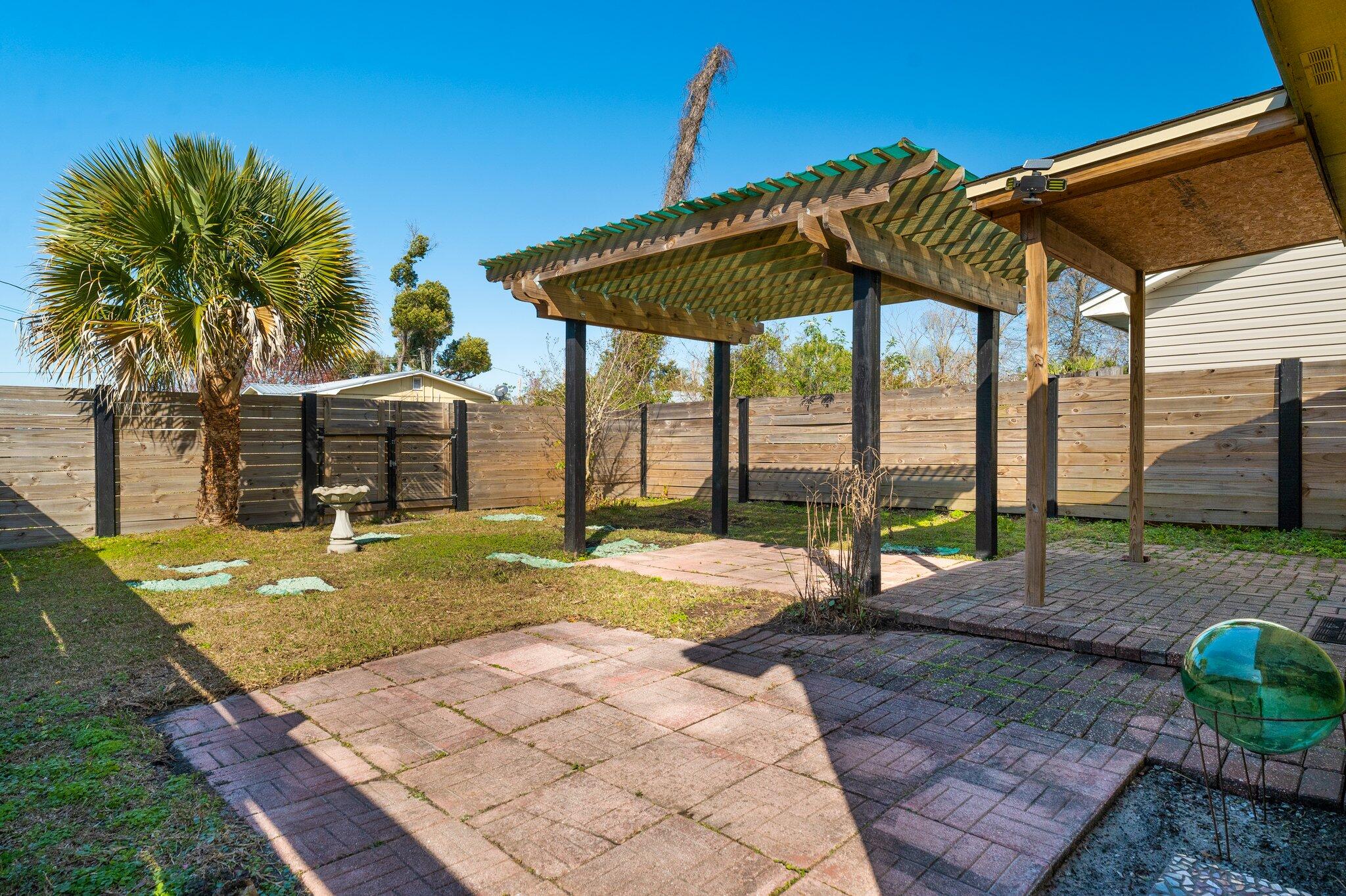 GARDEN COVE - Residential