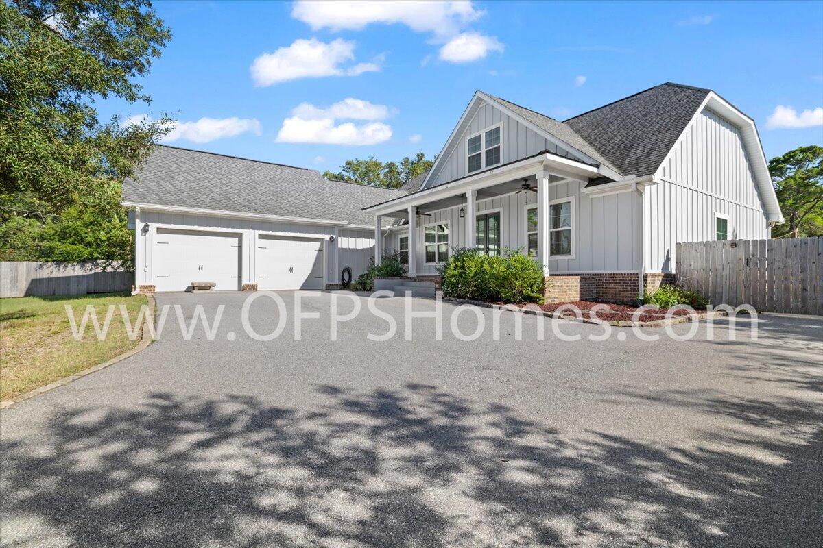HICKORY SHORES - Residential Lease