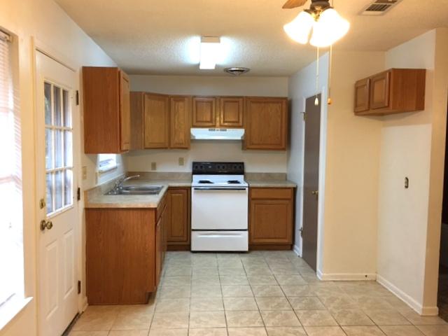 ADAMS POWELL - Residential Lease