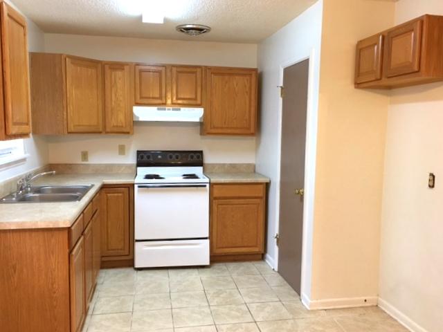 ADAMS POWELL - Residential Lease