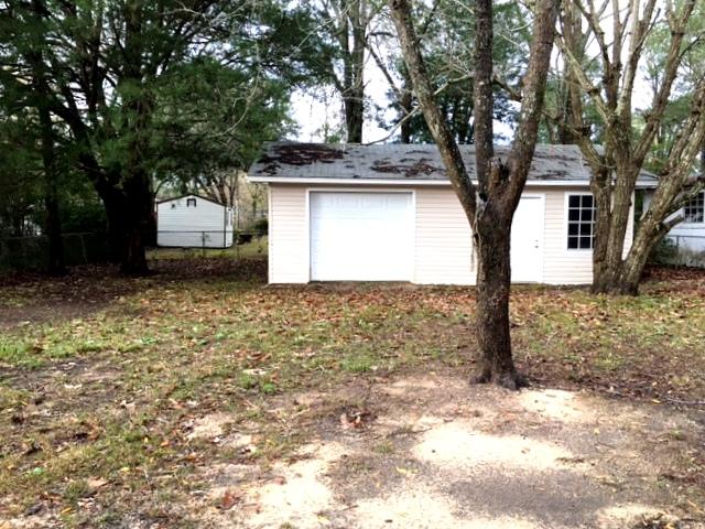 ADAMS POWELL - Residential Lease