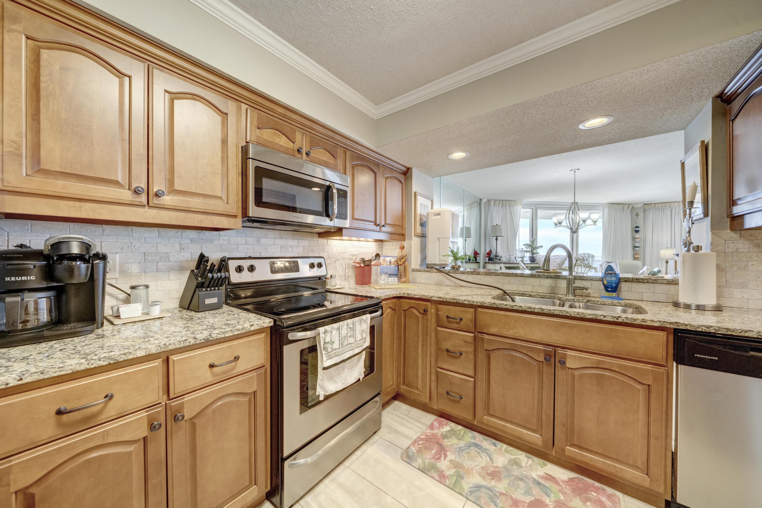 DUNES OF PANAMA PH 5 CONDO - Residential