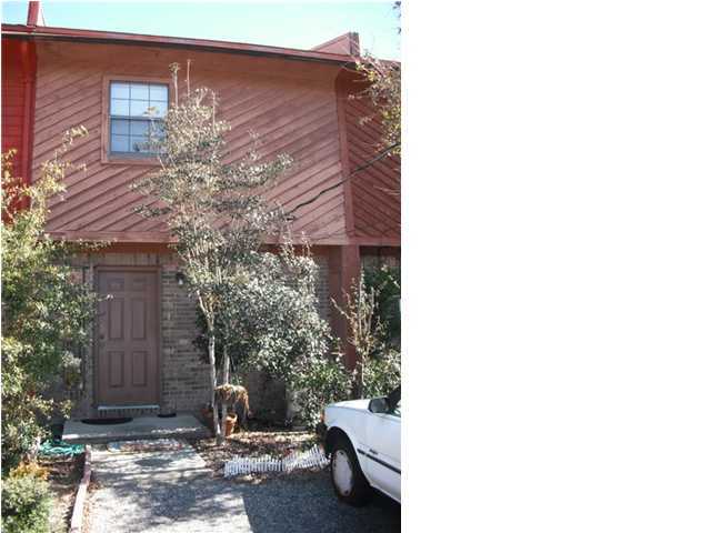 WOODHAM MANOR - Residential Lease