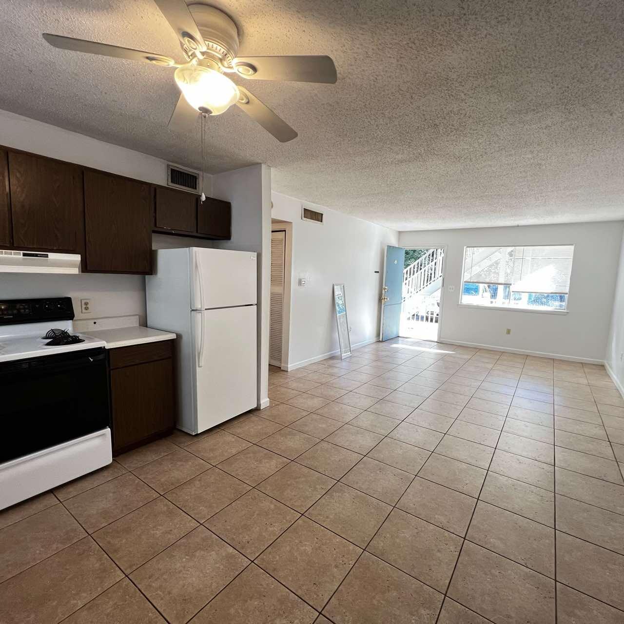 COLLEGE PARK CONDO - Residential Lease