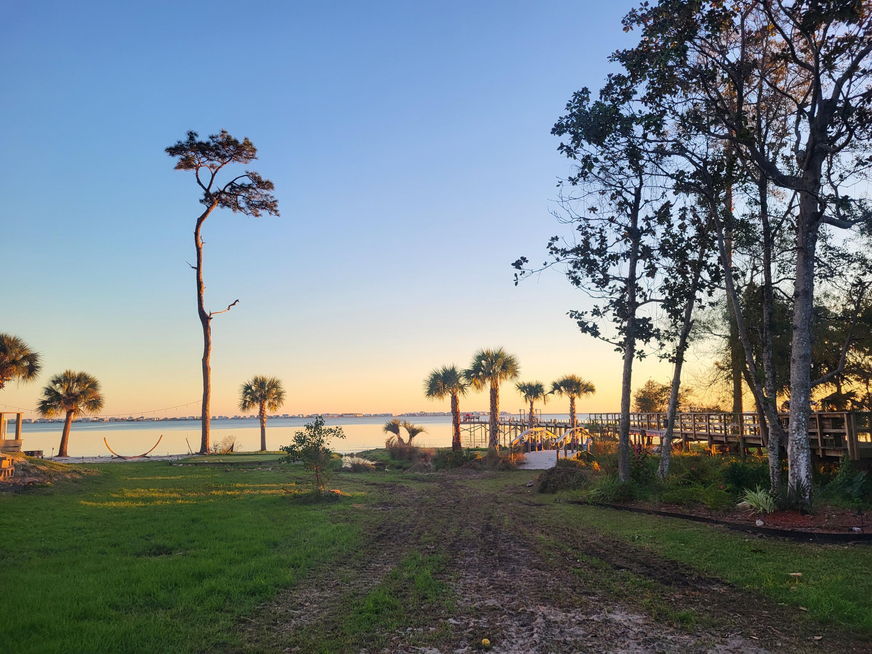 MAGNOLIA HARBOR - Land