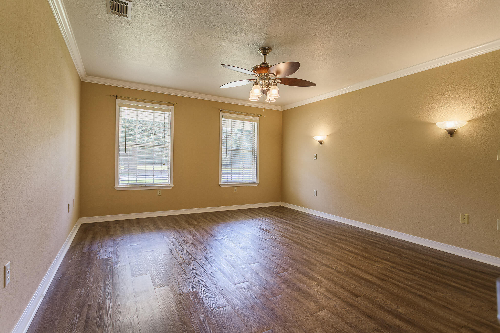 TIMBERLINE EST LOT 94 - Residential