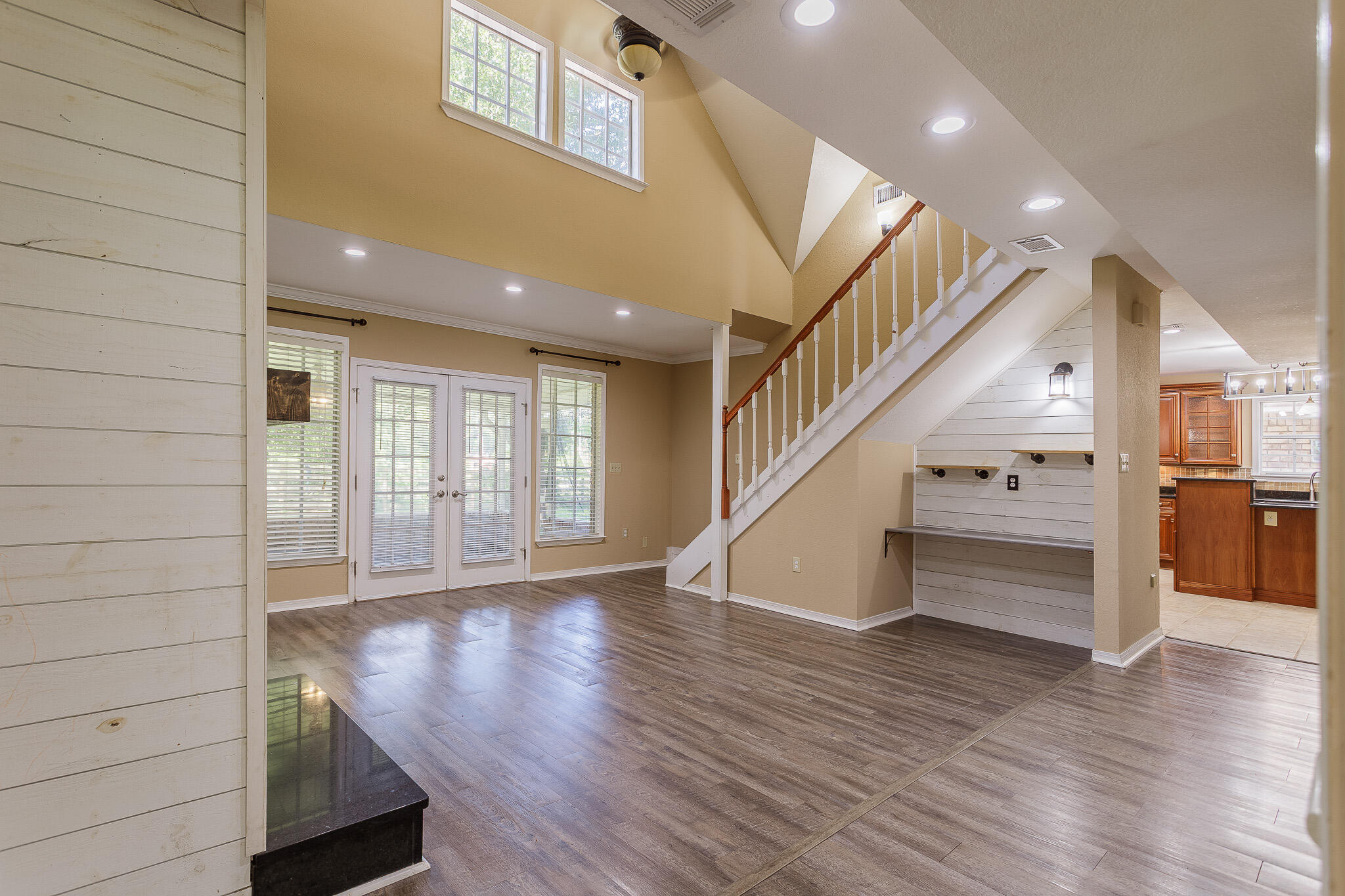 TIMBERLINE EST LOT 94 - Residential