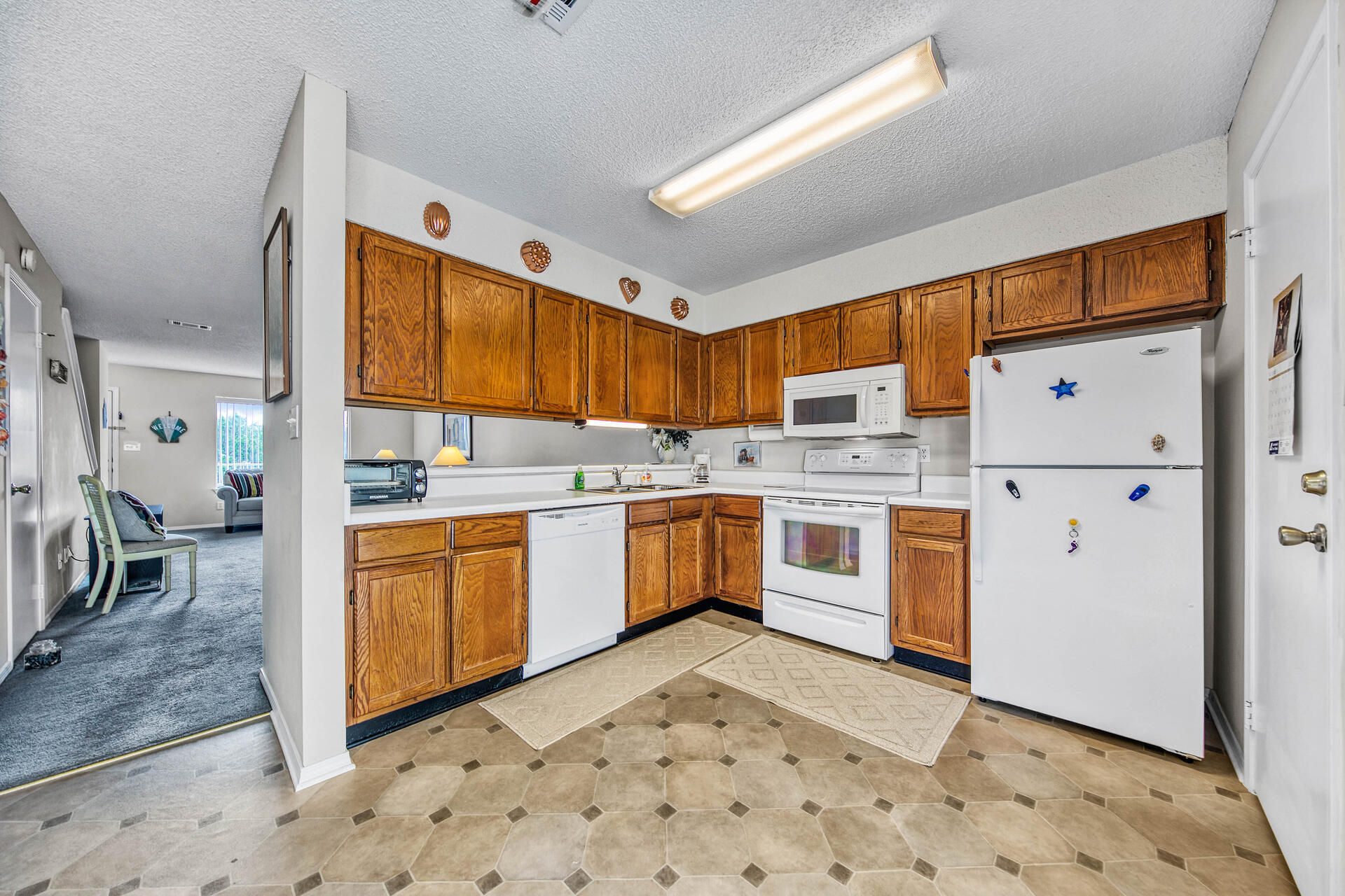 SANDPRINTS CONDO - Residential