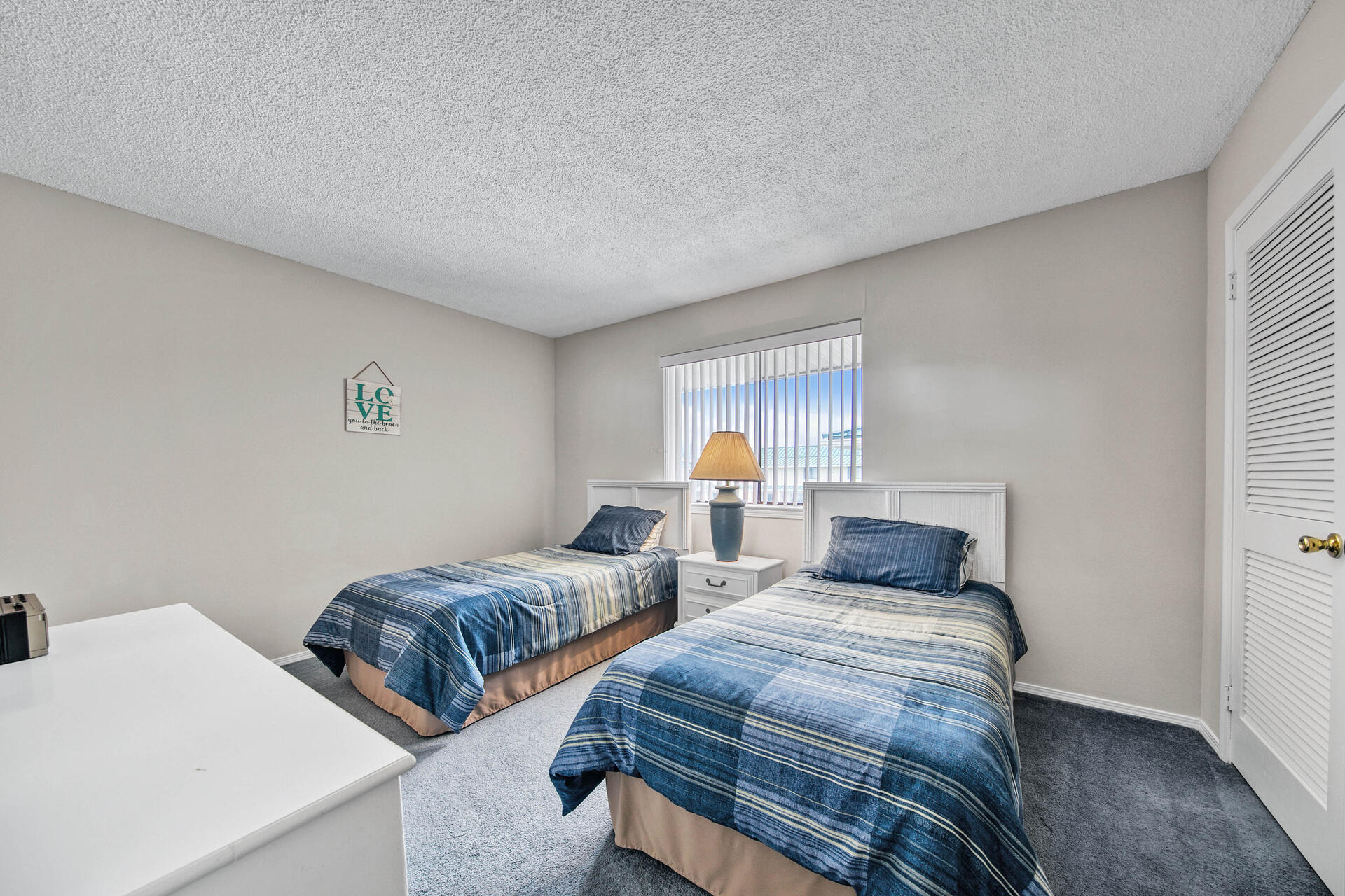 SANDPRINTS CONDO - Residential