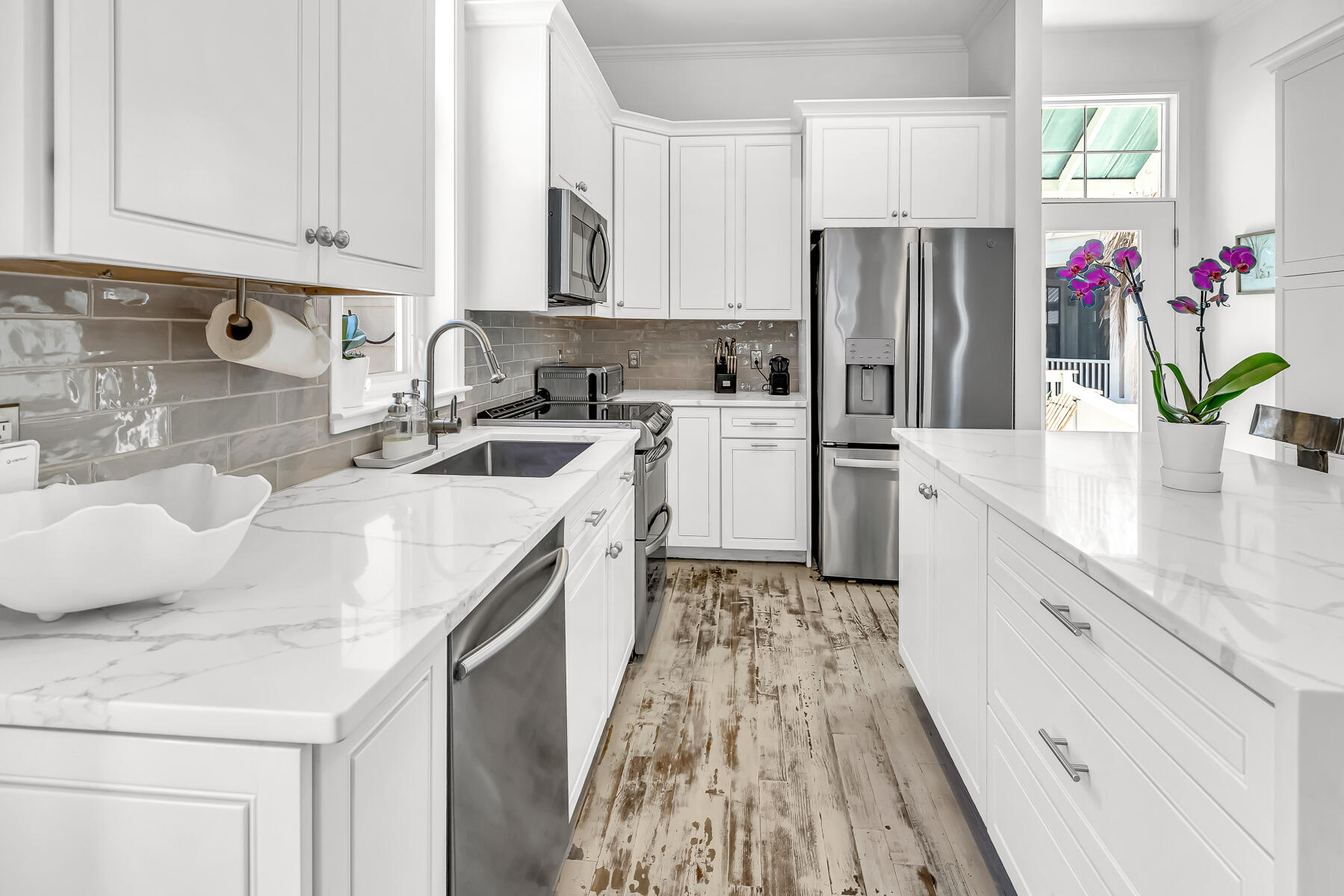 BLUE GULF RESORT - Residential Lease