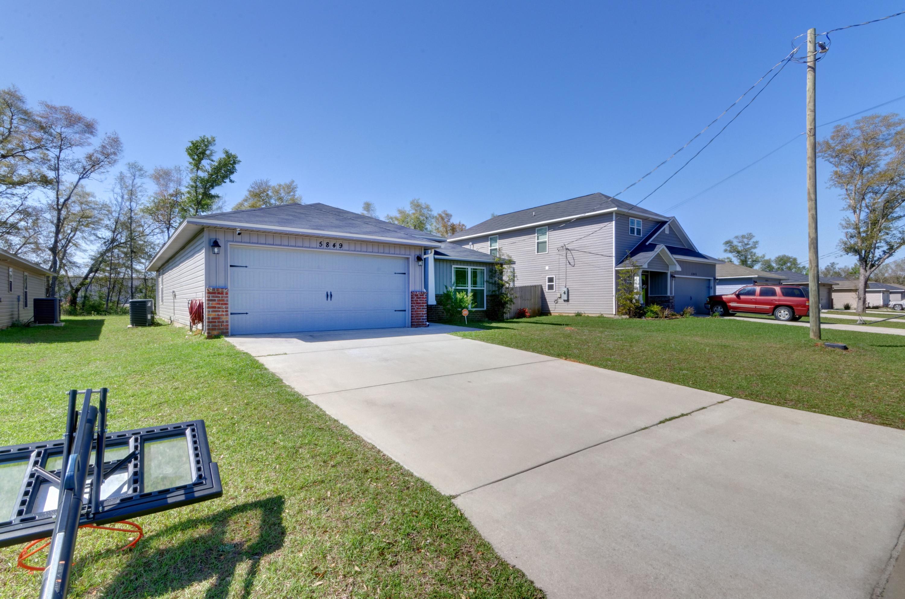 AVALON PARK - Residential