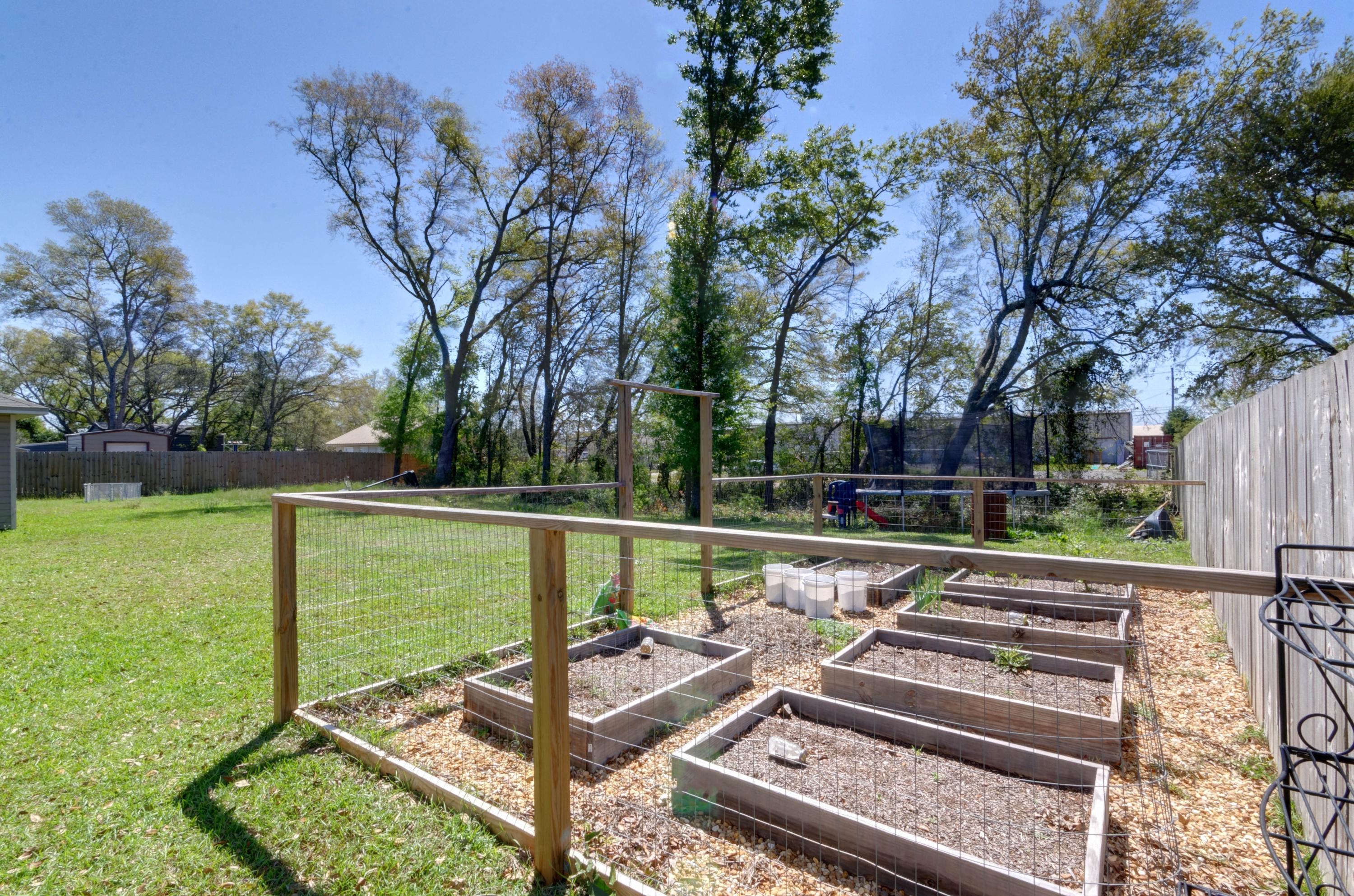 AVALON PARK - Residential