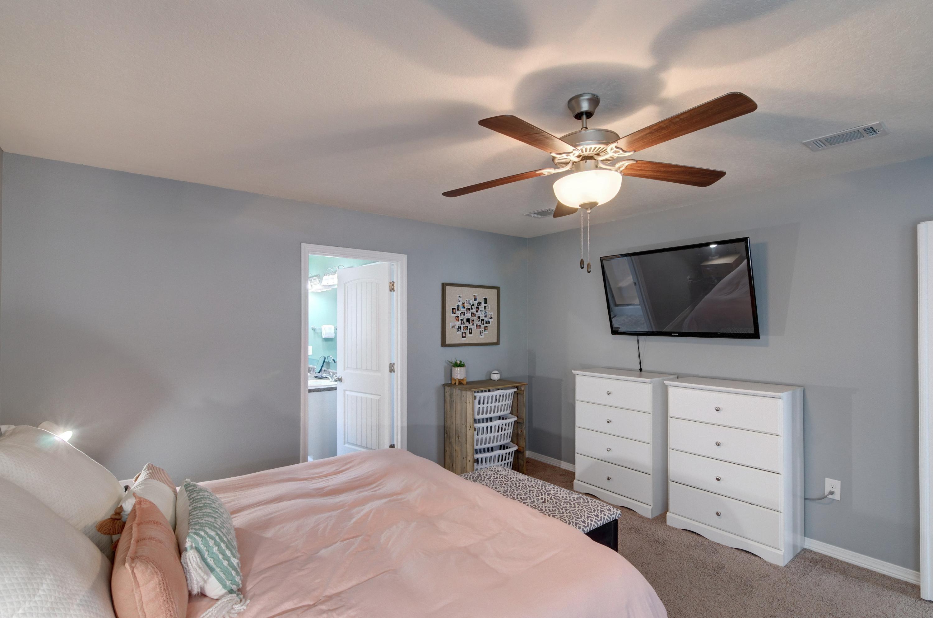 AVALON PARK - Residential