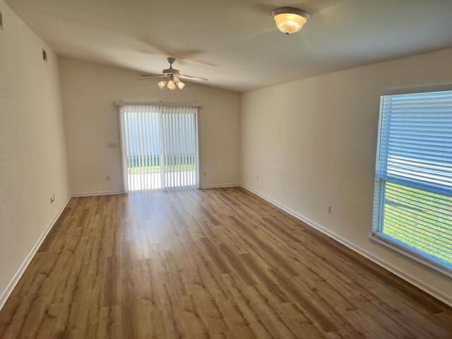 PORT DIXIE - Residential Lease