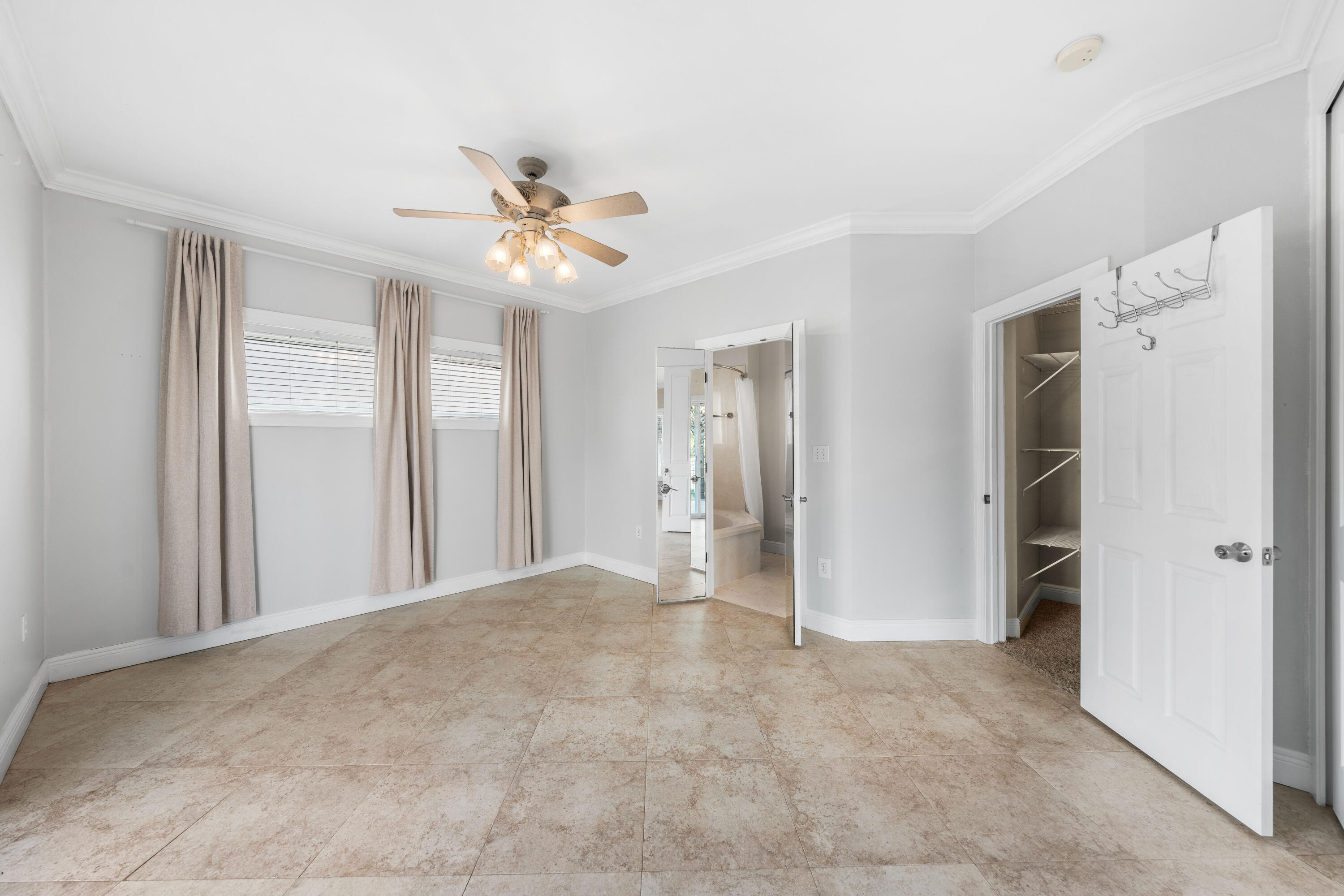 CALUSA BAY S/D - Residential