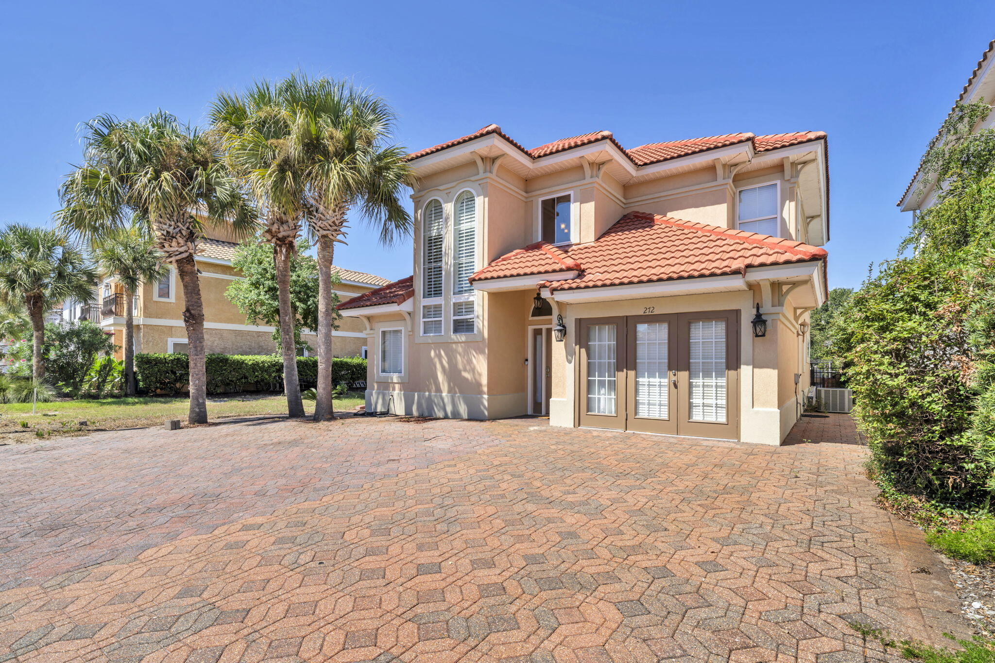 CALUSA BAY S/D - Residential