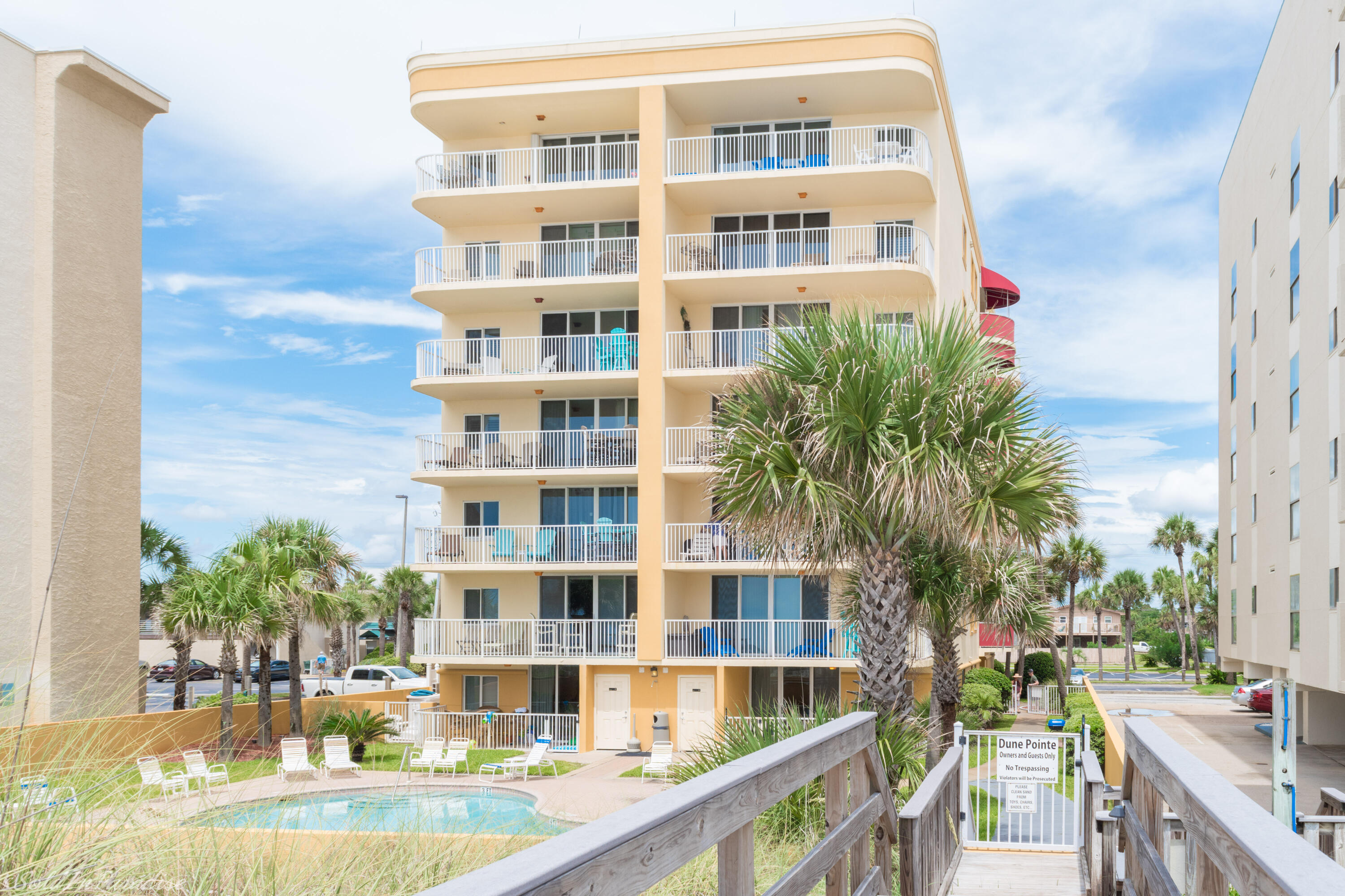 DUNE POINTE CONDO - Residential