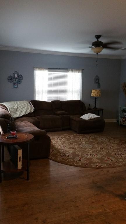 DUGGAN POND ESTATES - Residential Lease
