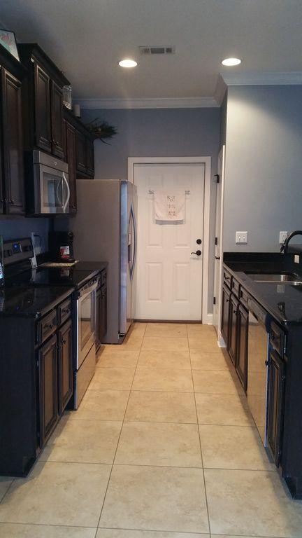 DUGGAN POND ESTATES - Residential Lease
