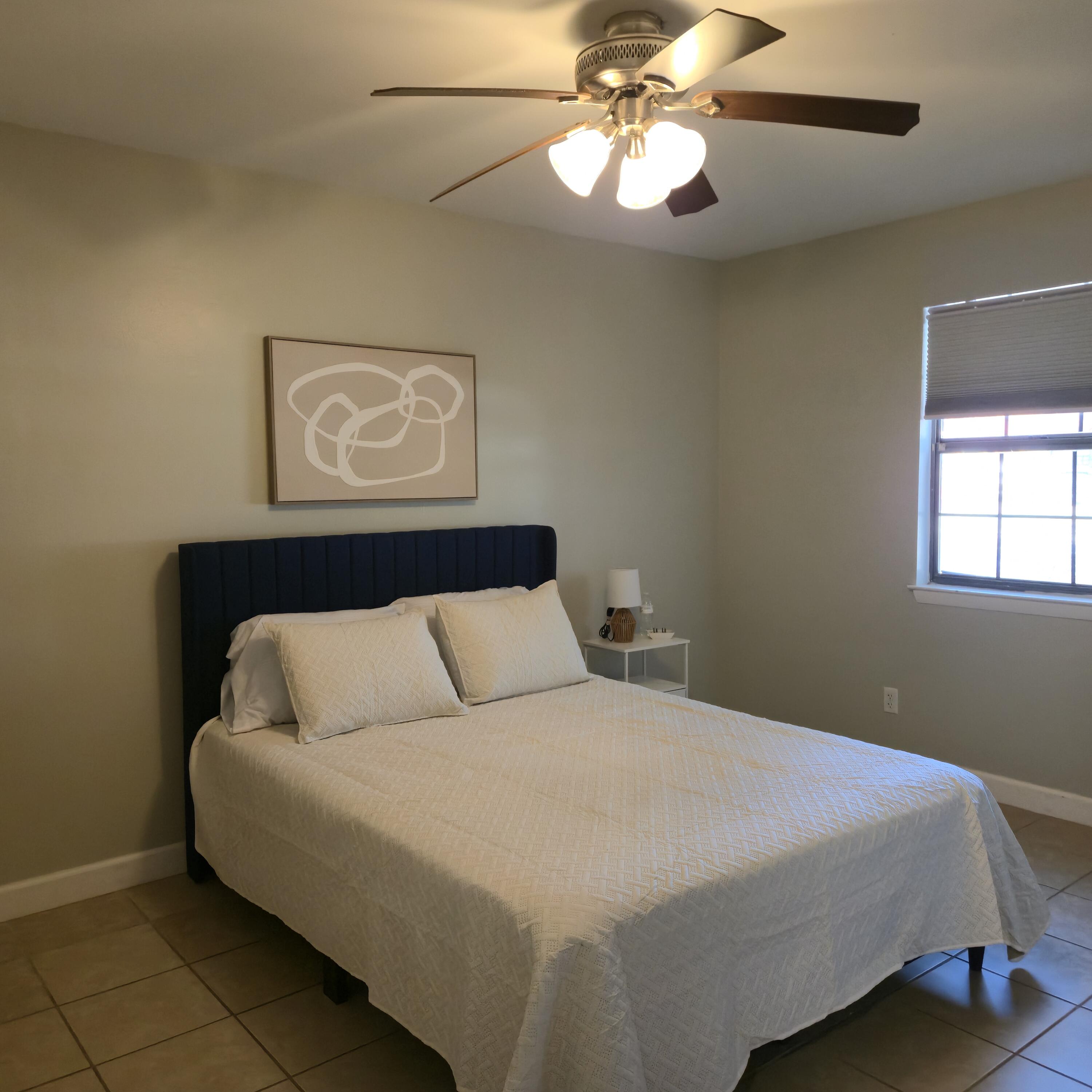 MANOR MANOR 2ND ADD - Residential Lease