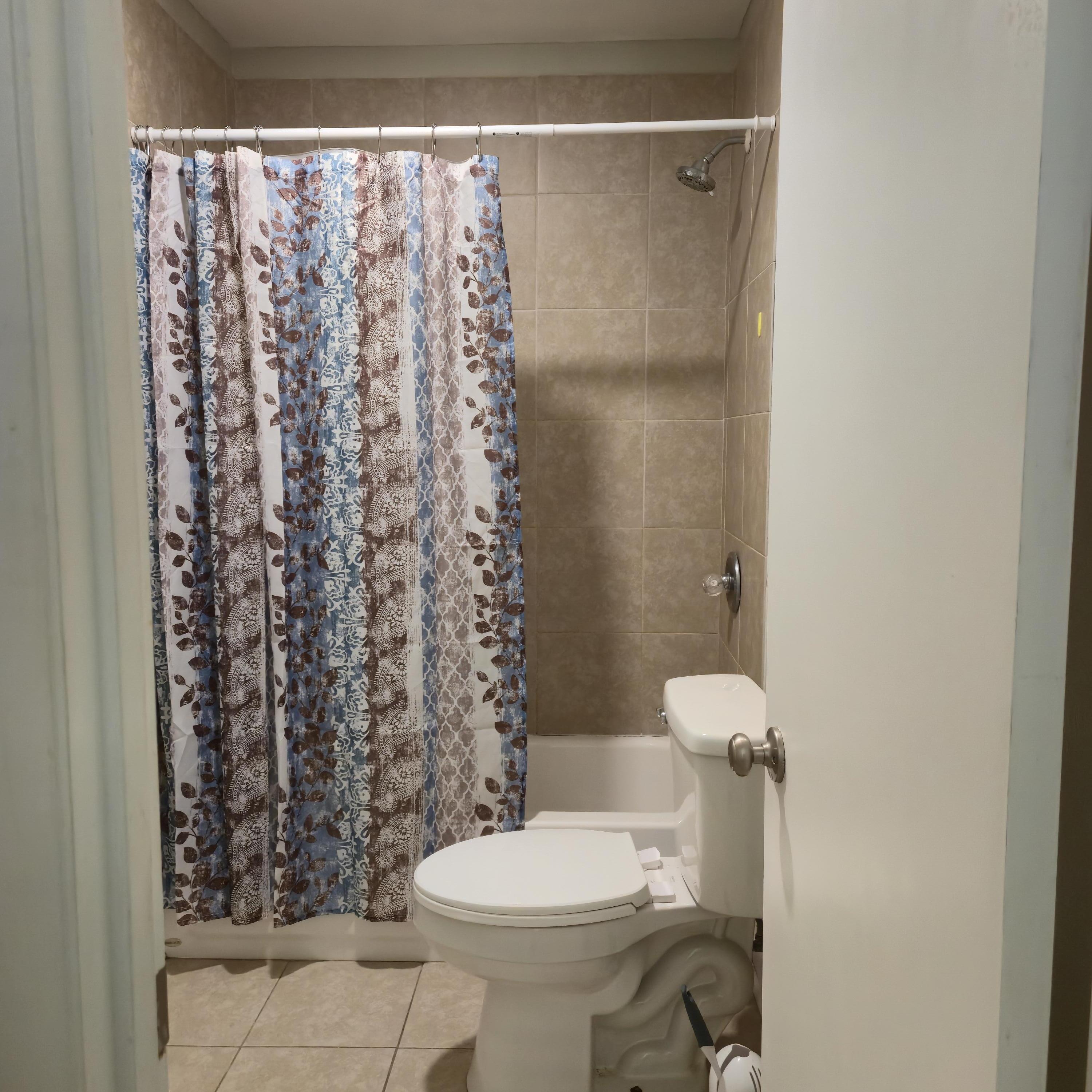 MANOR MANOR 2ND ADD - Residential Lease