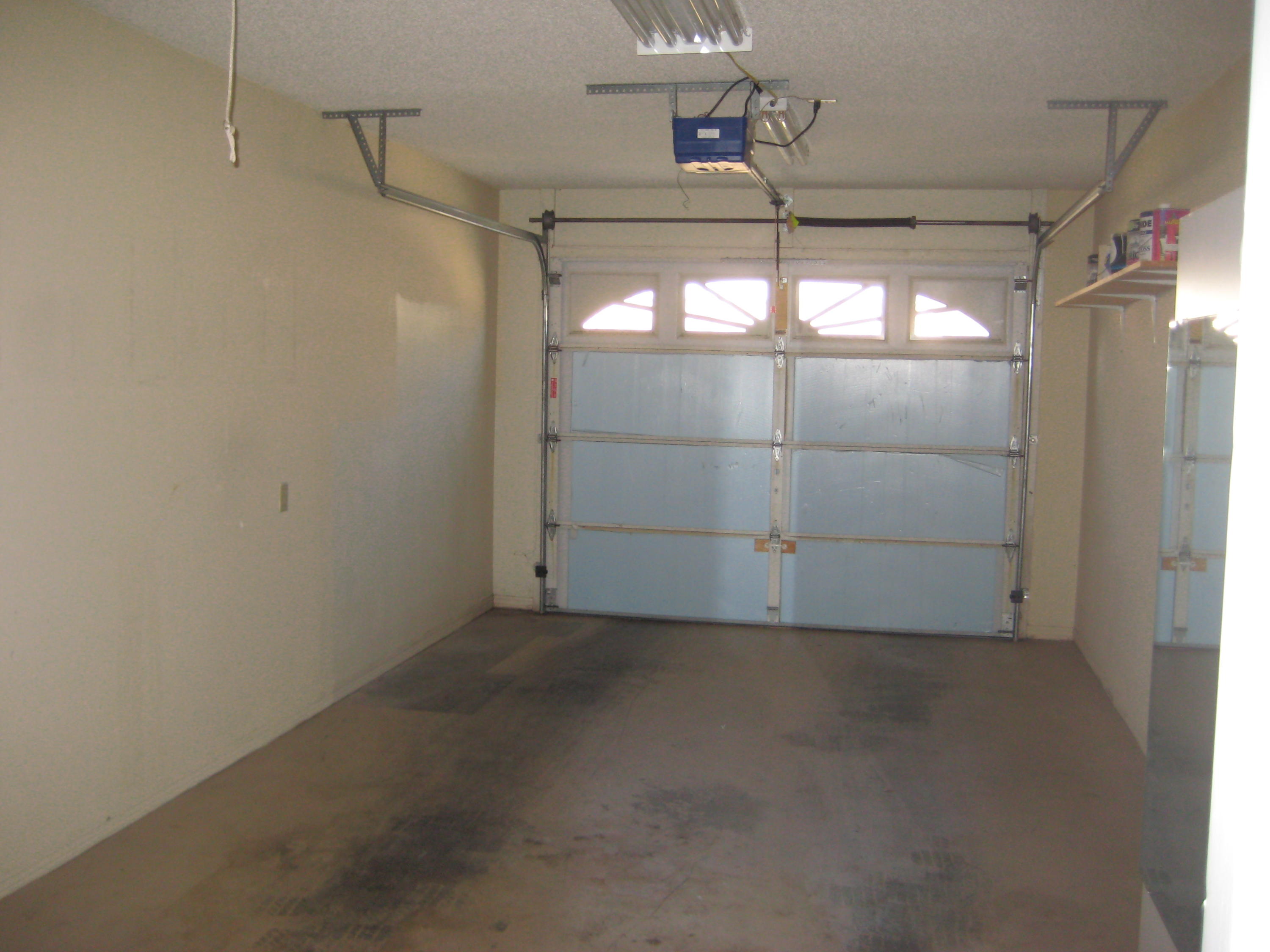 VALLEY T/H - Residential Lease