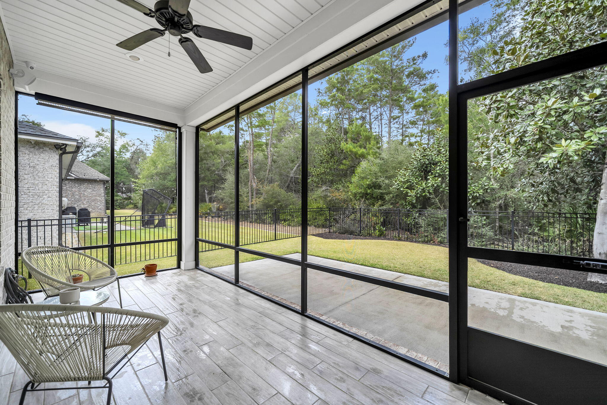 WATERS EDGE - Residential