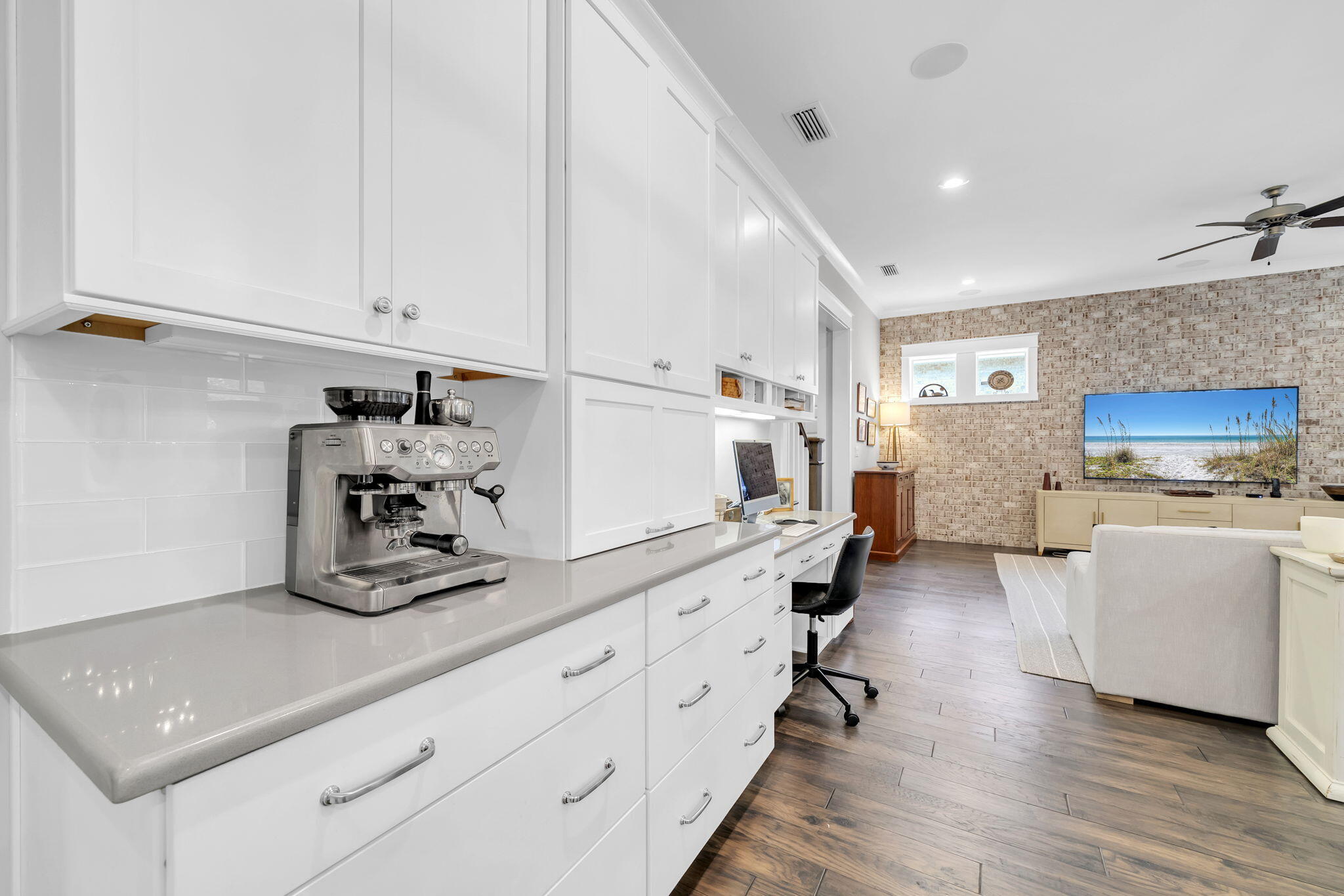 WATERS EDGE - Residential