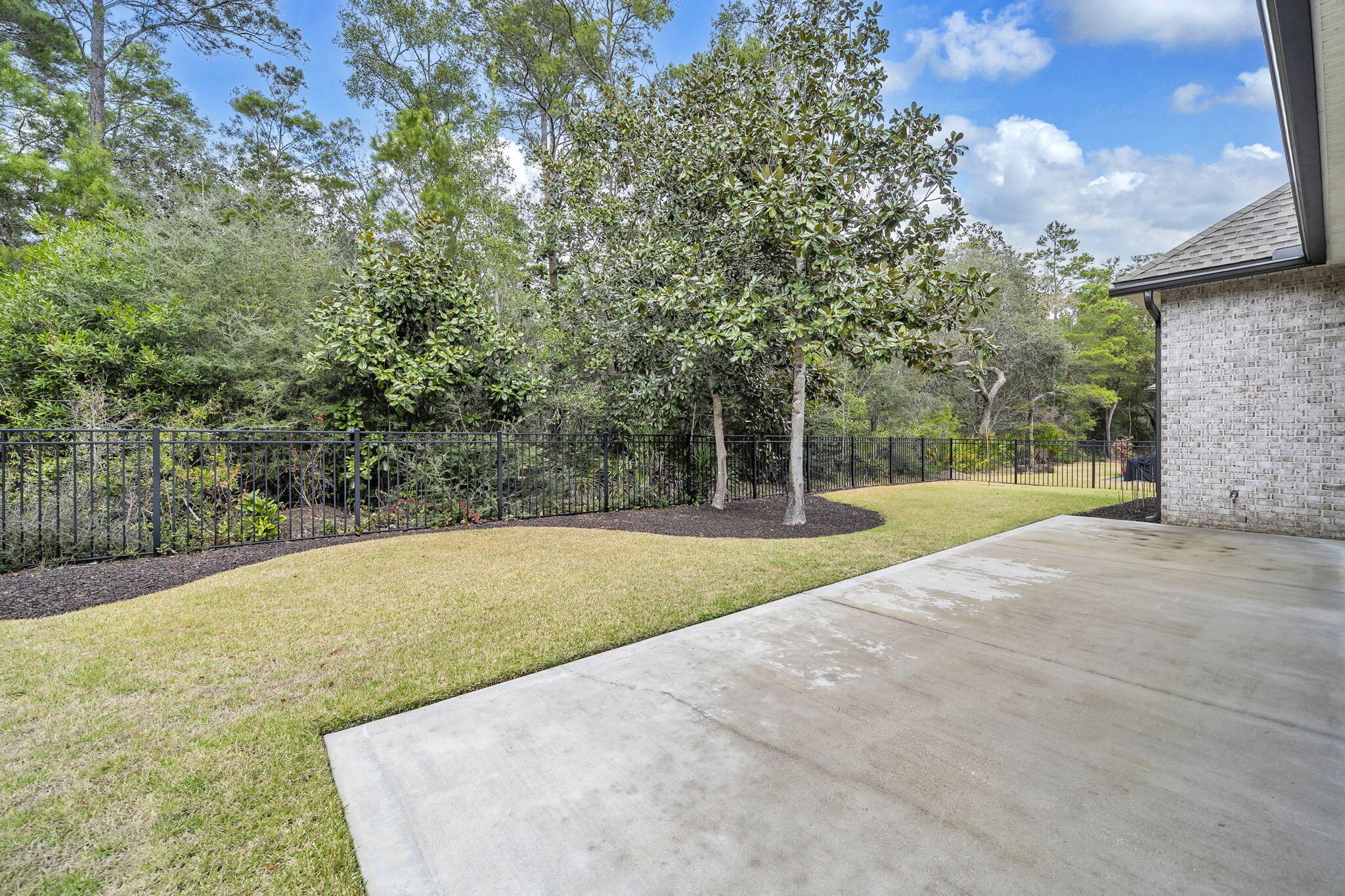WATERS EDGE - Residential