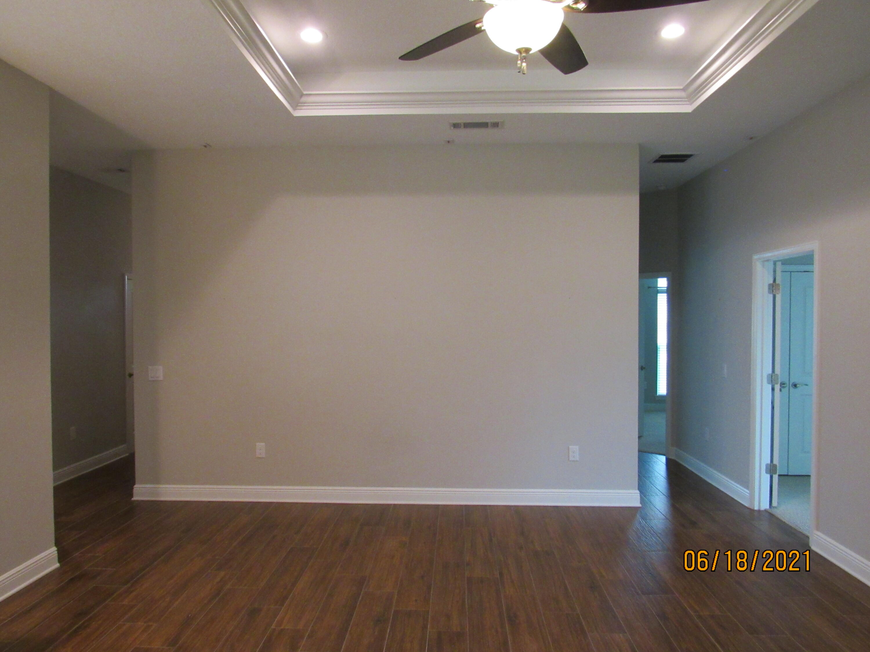 NAVARRE S/D 2ND ADDN - Residential Lease