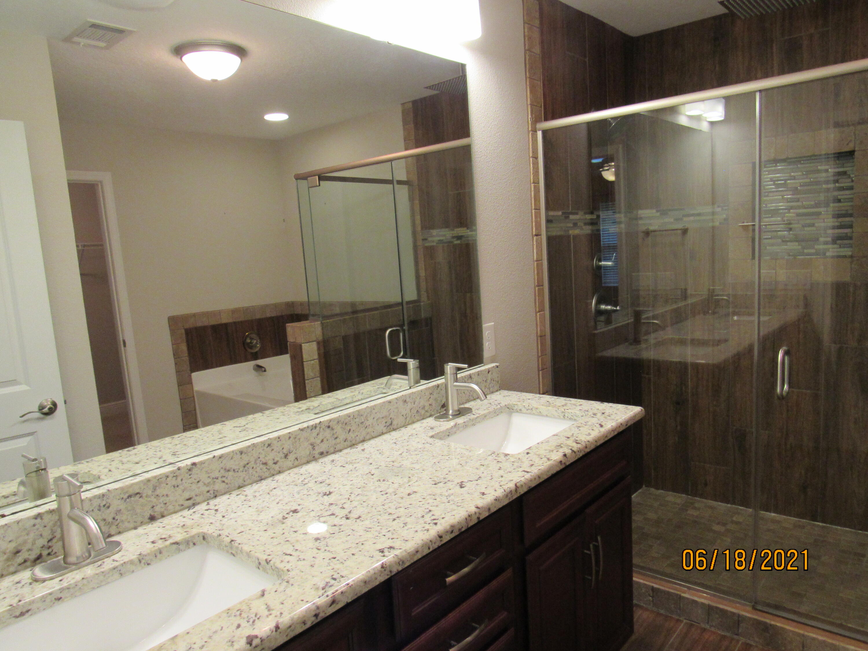 NAVARRE S/D 2ND ADDN - Residential Lease