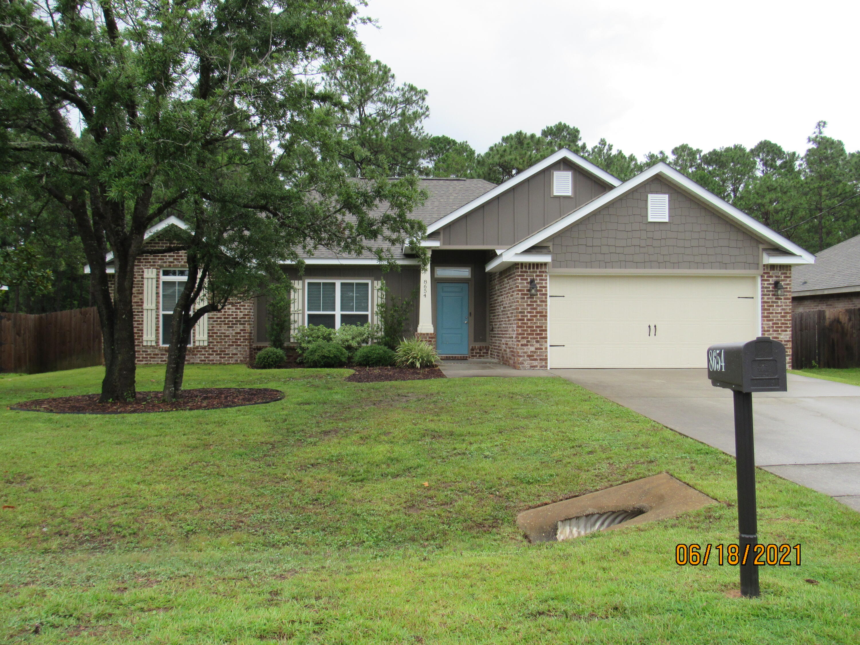 NAVARRE S/D 2ND ADDN - Residential Lease