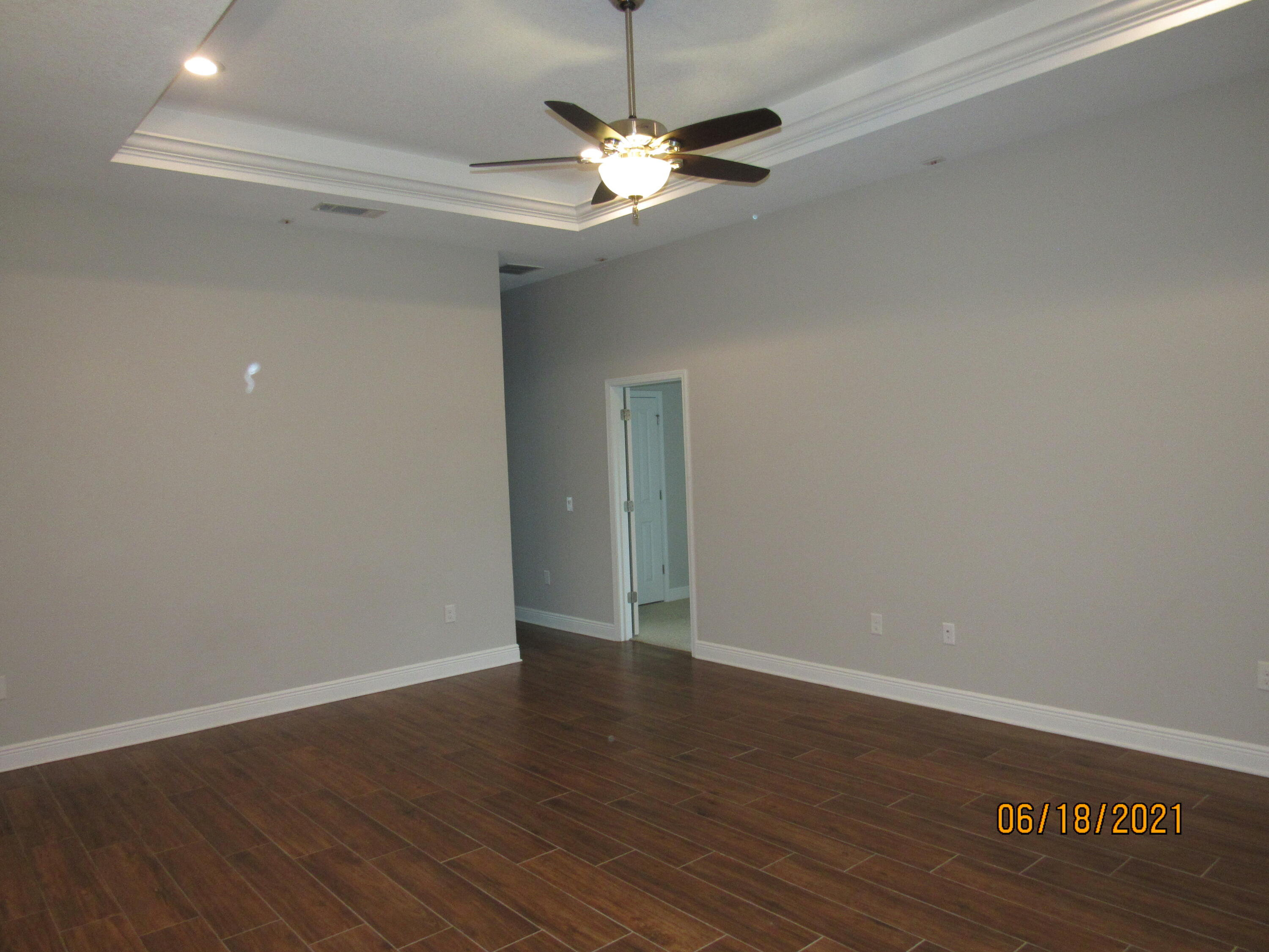 NAVARRE S/D 2ND ADDN - Residential Lease