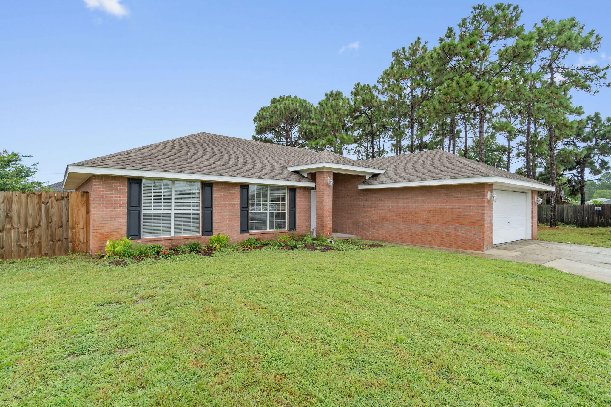 HAMPTON RIDGE ESTATES - Residential