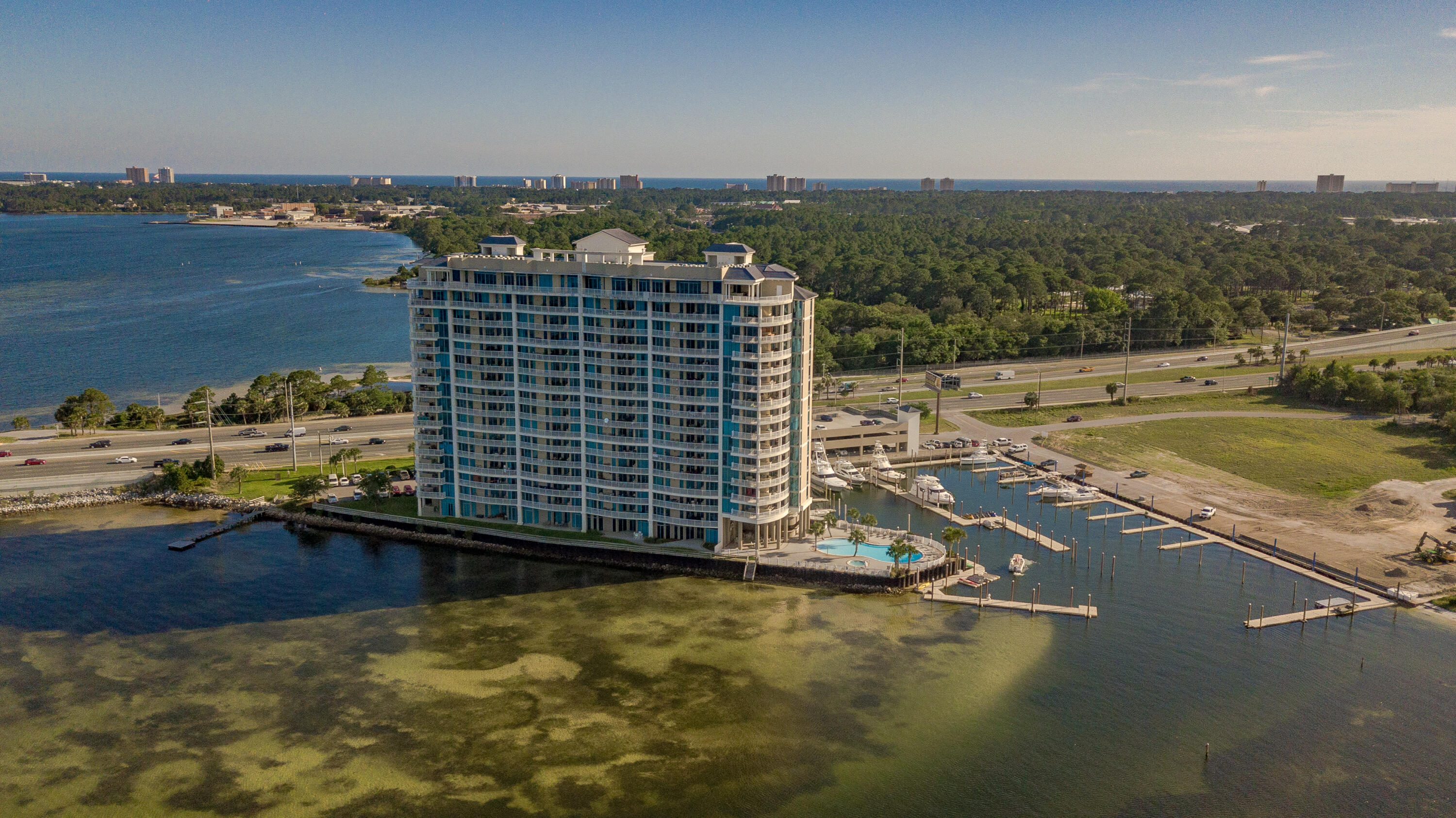 MARINA LANDING - Residential
