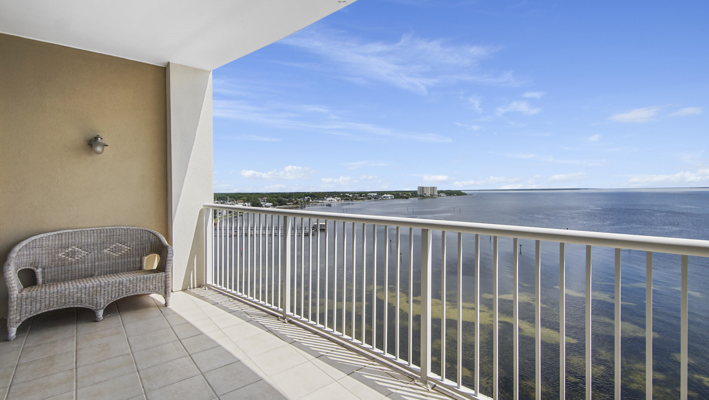 MARINA LANDING - Residential