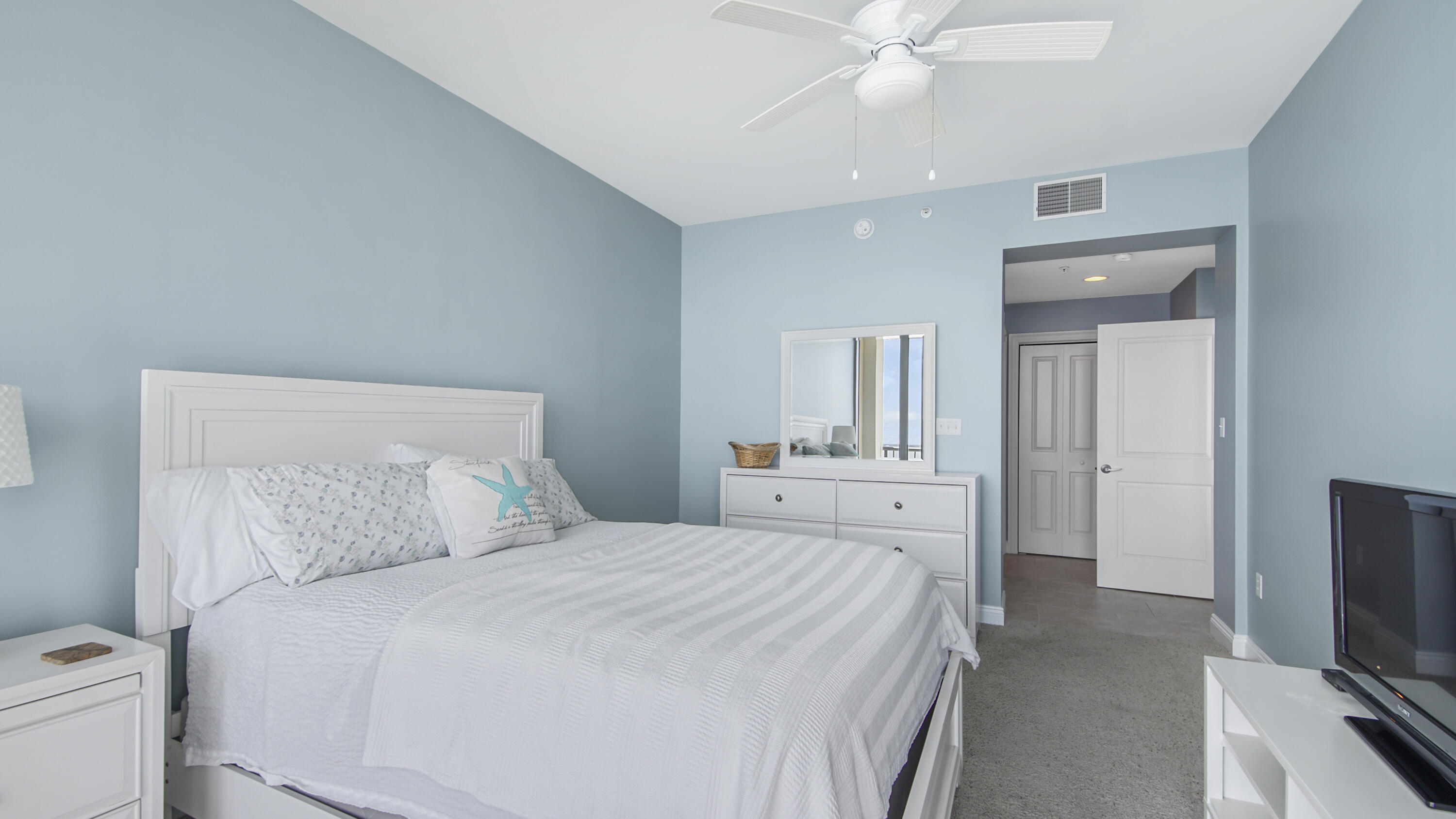 MARINA LANDING - Residential