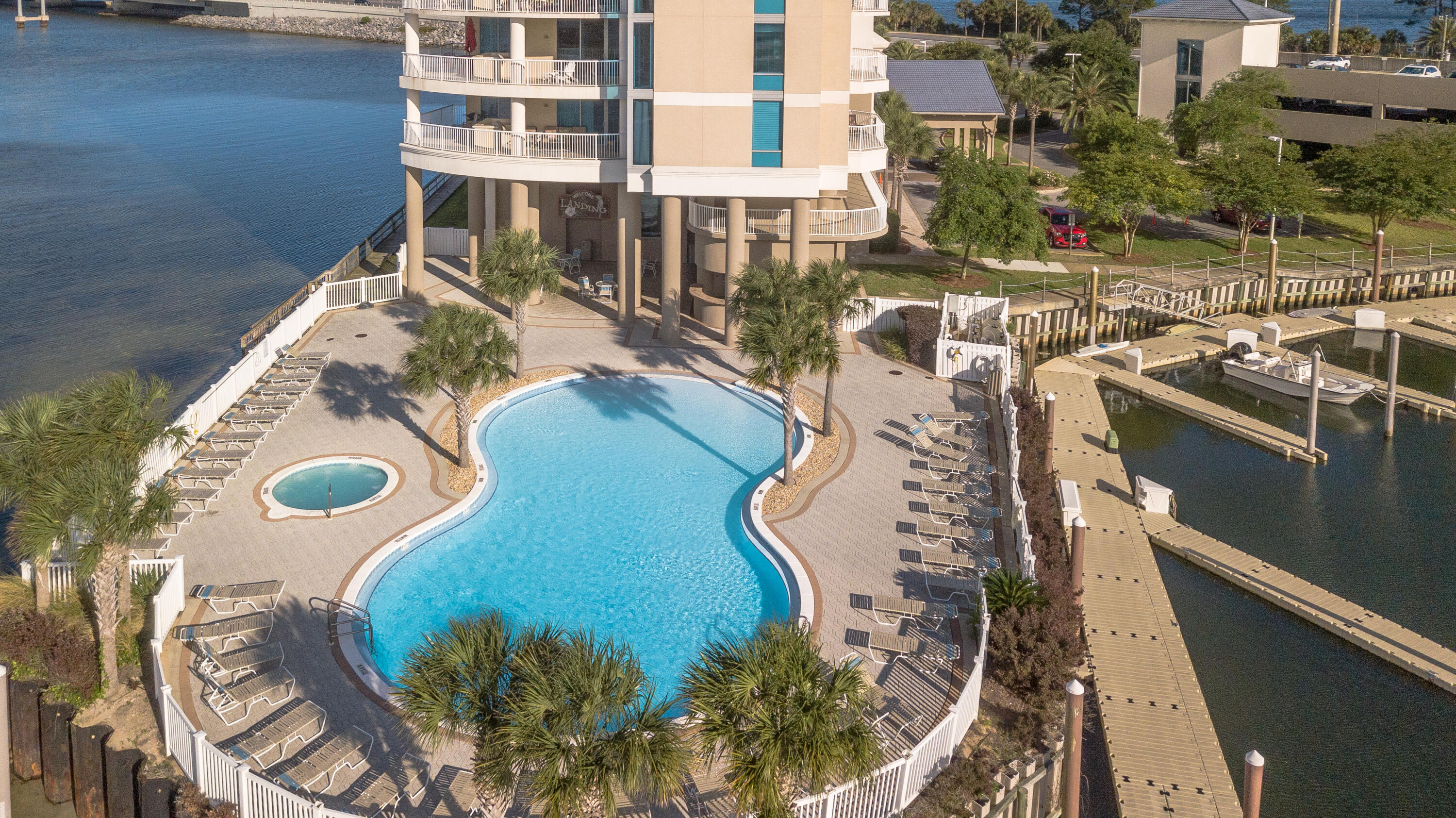 MARINA LANDING - Residential