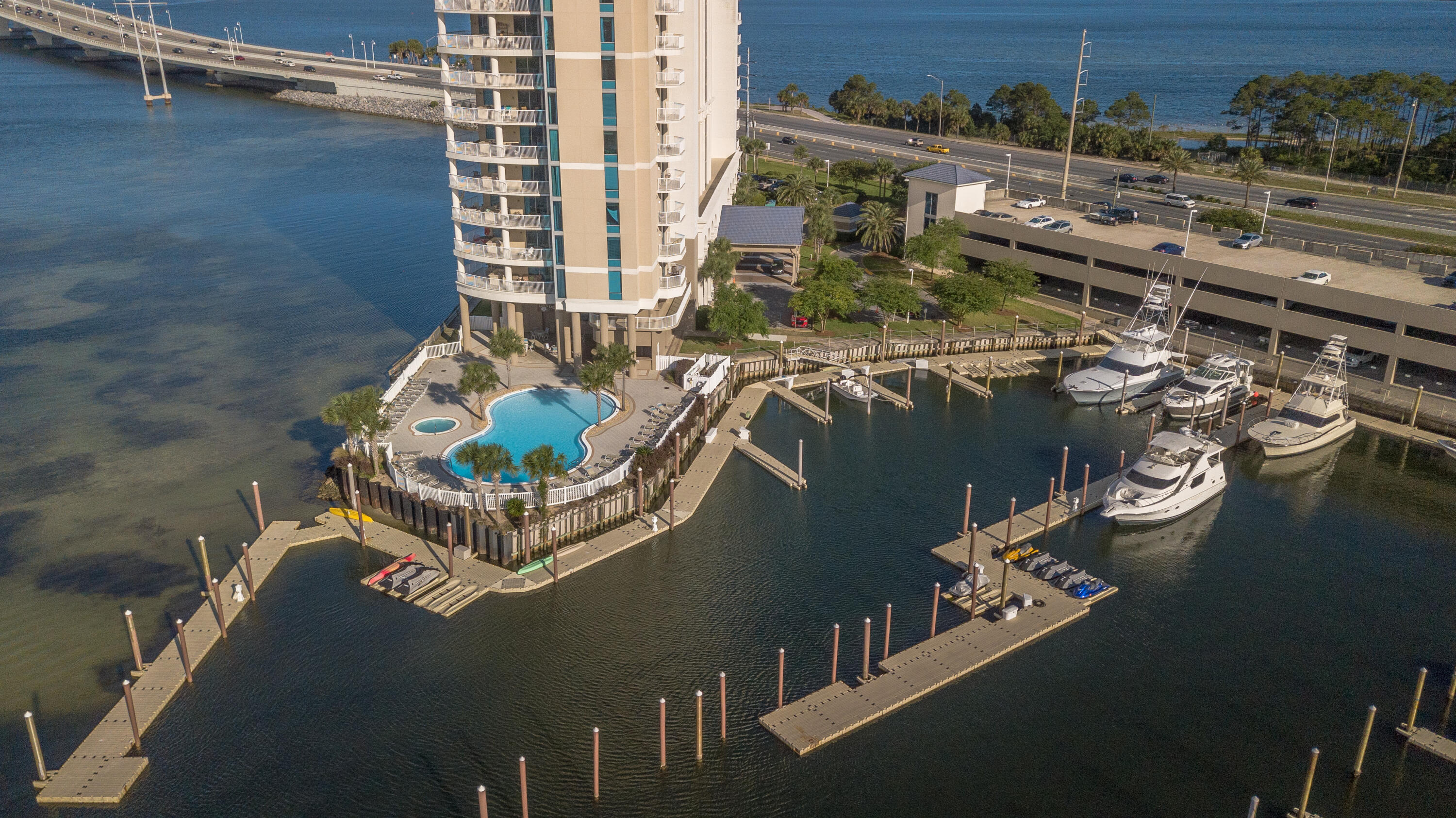MARINA LANDING - Residential