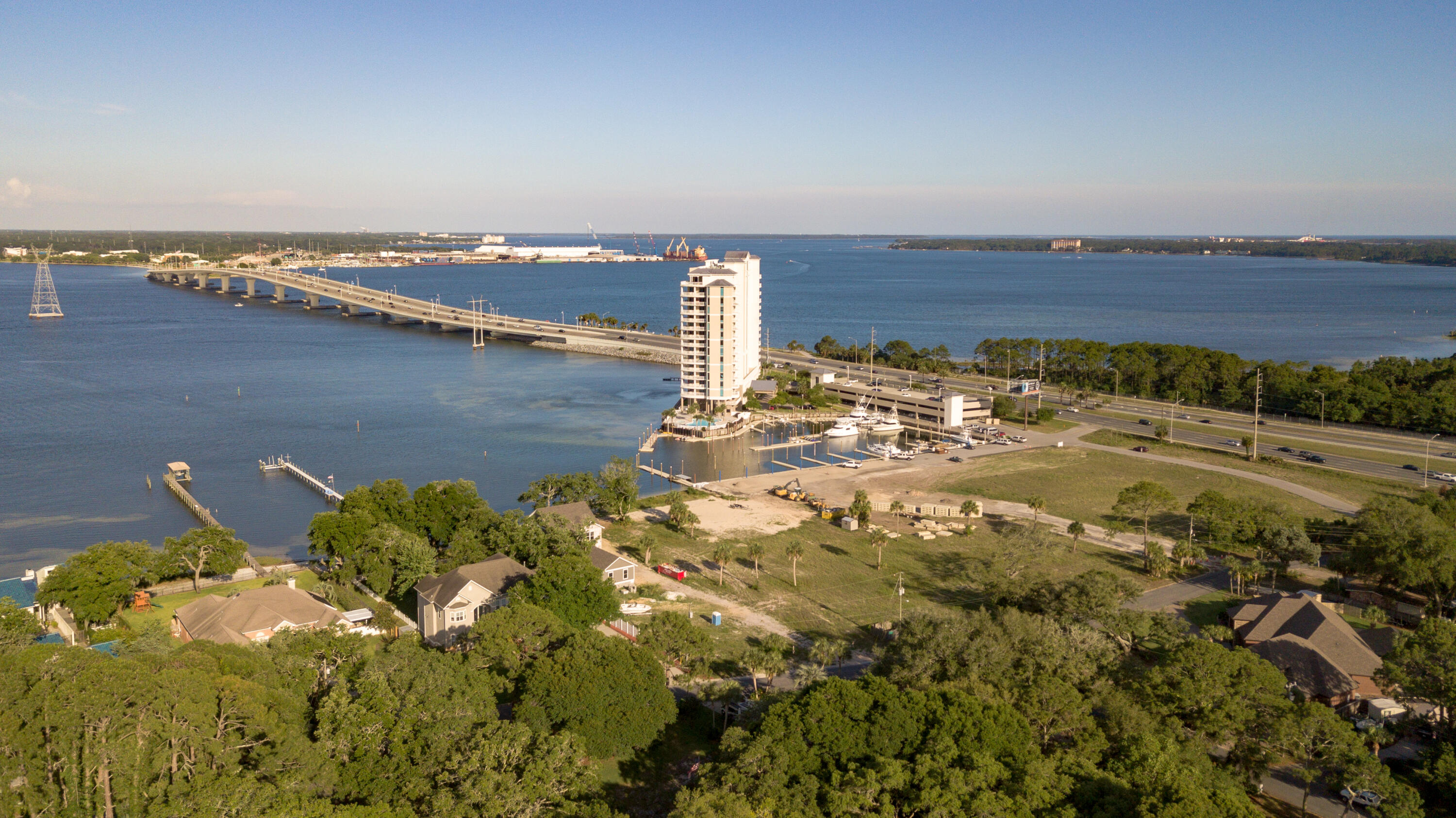 MARINA LANDING - Residential