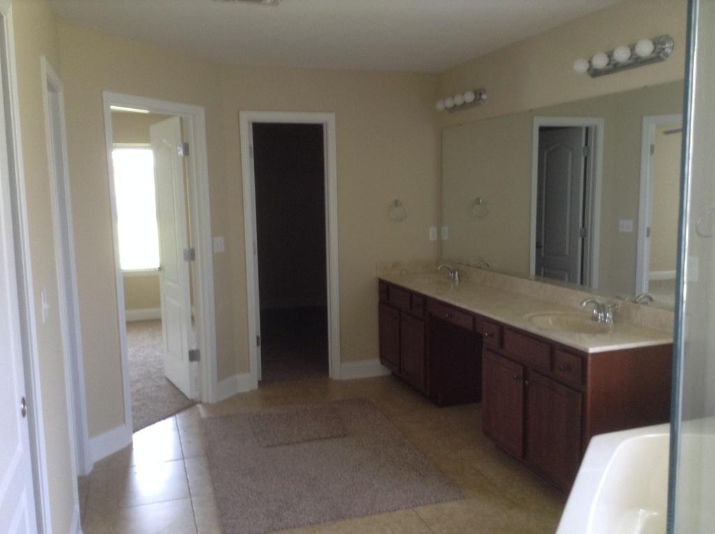 BROWNSTONE MANOR - Residential Lease