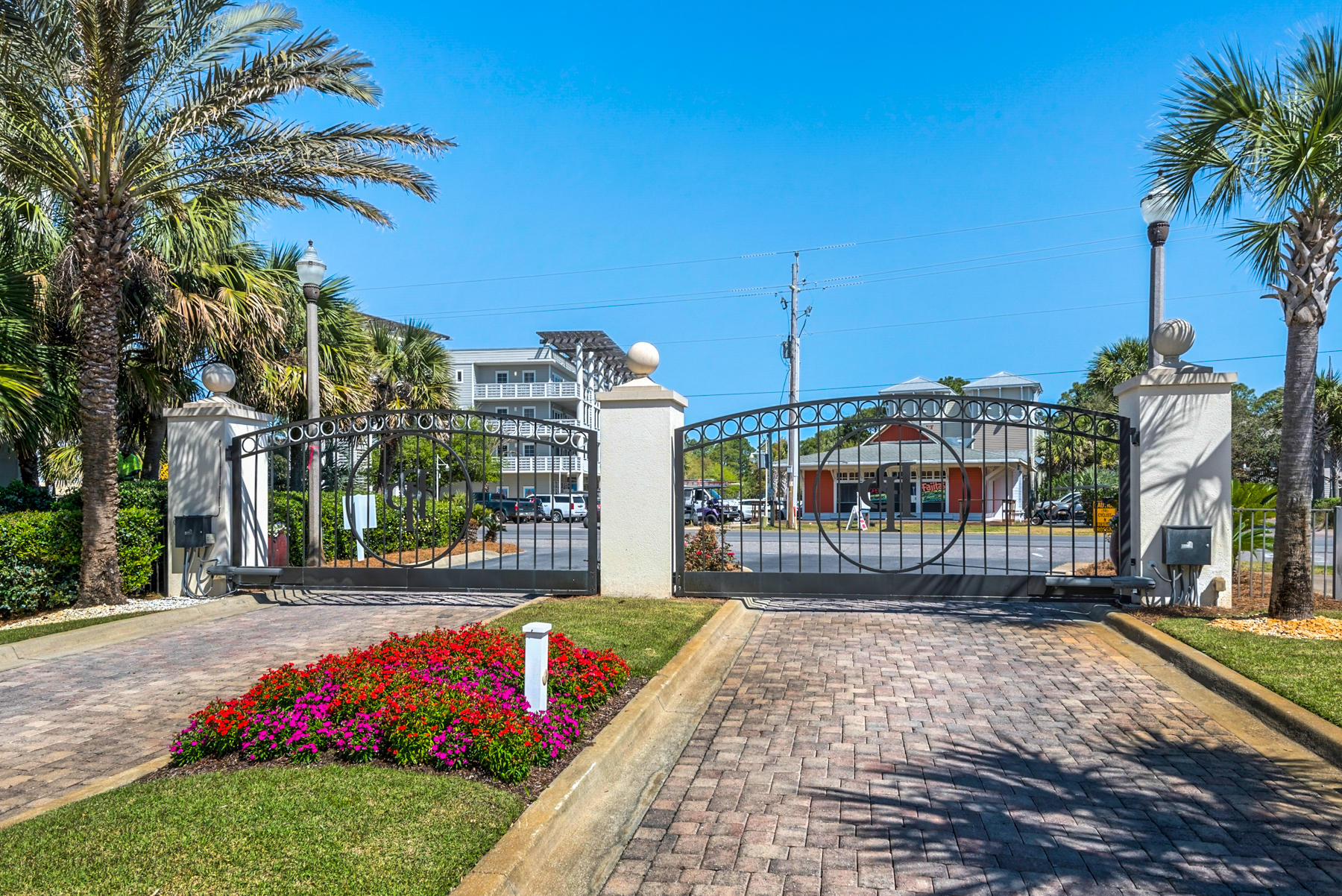 PARK PLACE ON SEAGROVE BEACH - Residential