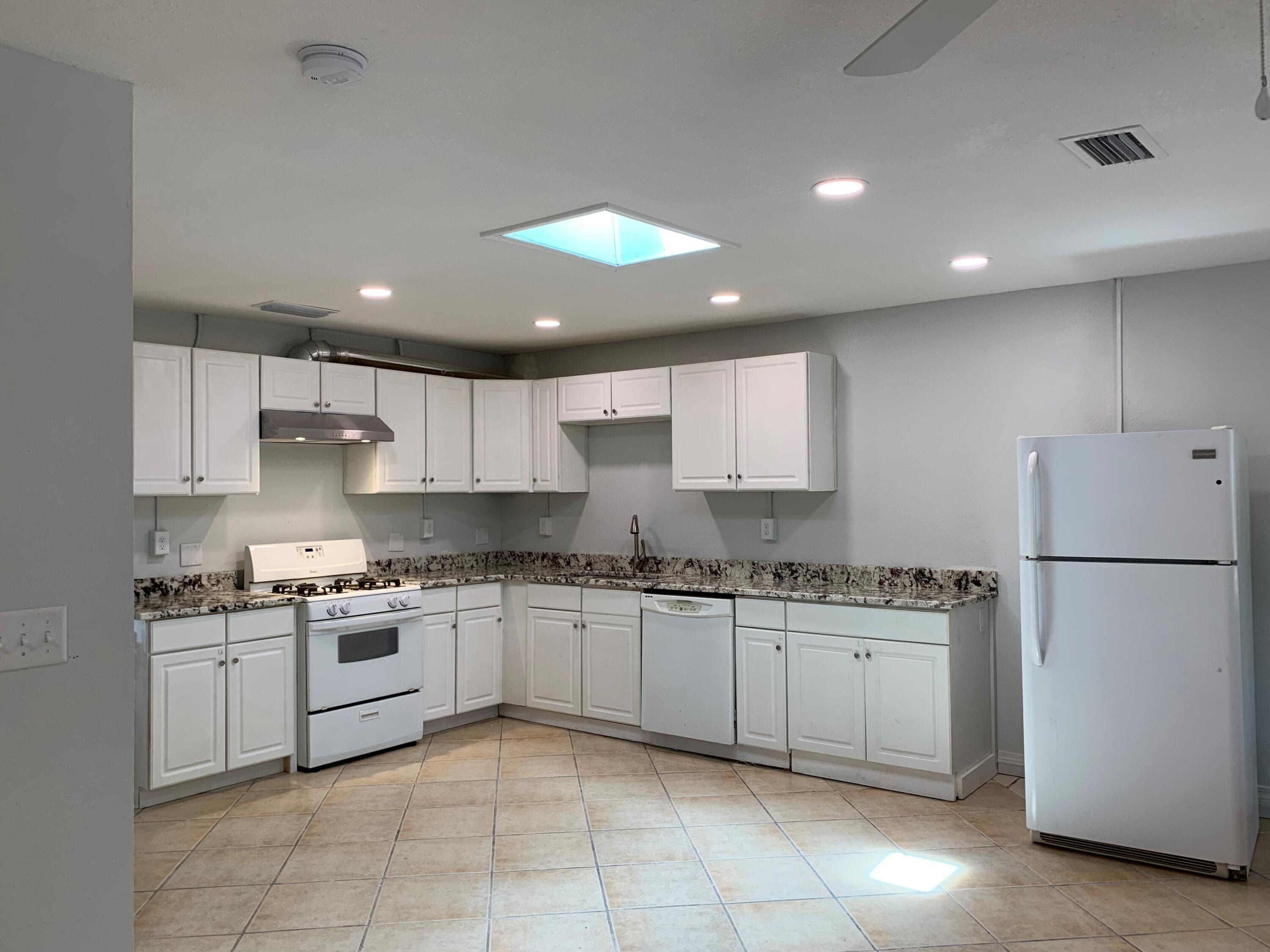 FRED WATERS - Residential Lease