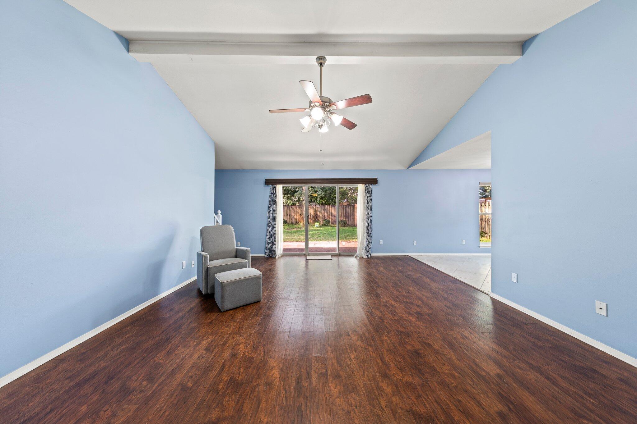 PARKWOOD LANE BLUEWATER BAY - Residential Lease