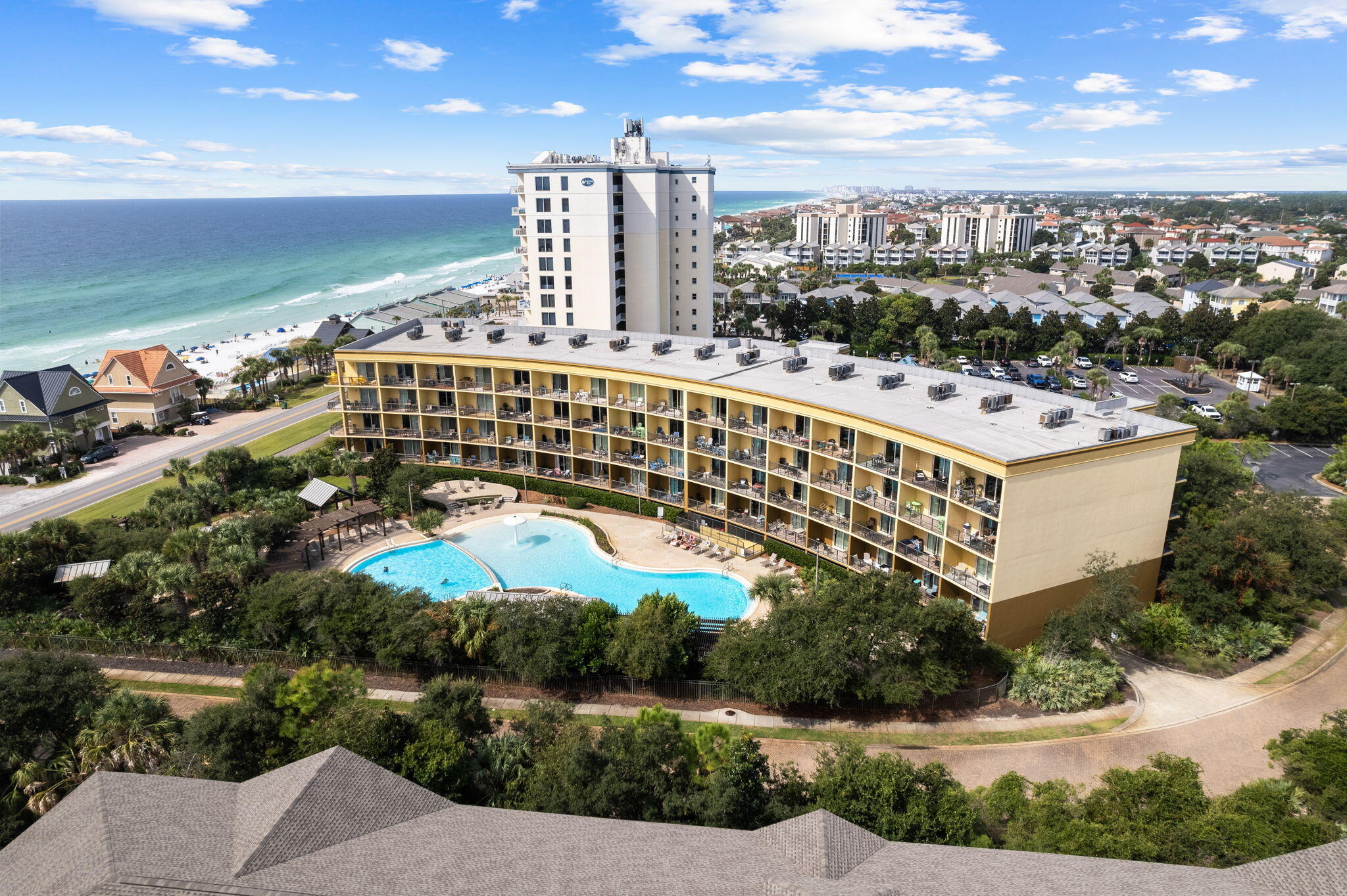 BEACH RESORT - Residential