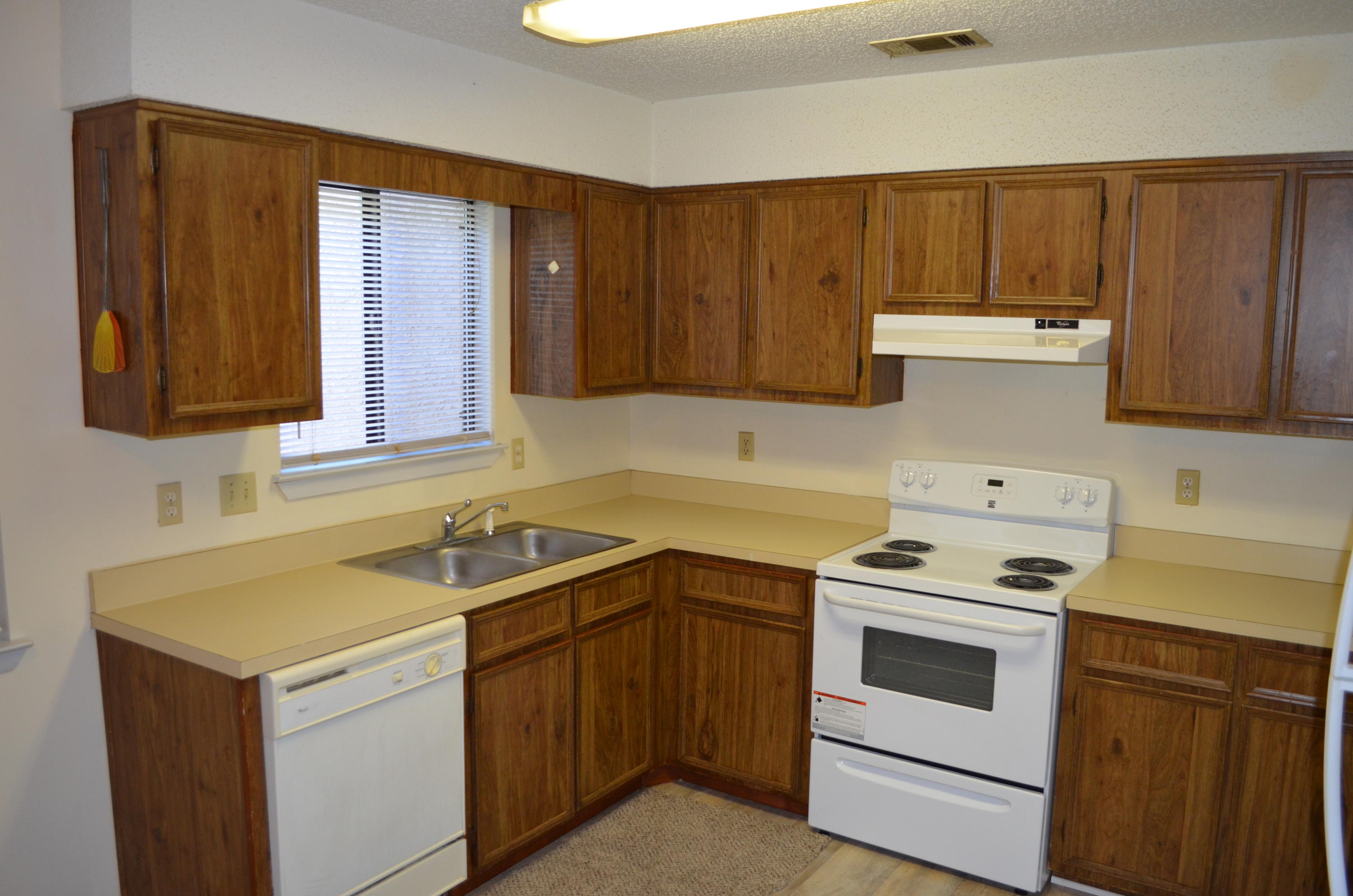 LIVEOAK S/D - Residential Lease