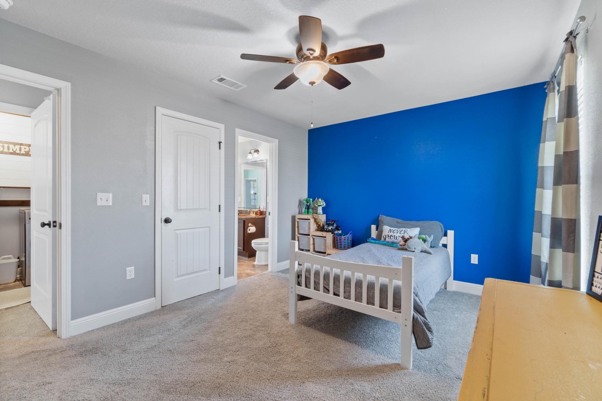 WATERFORD SOUND - Residential