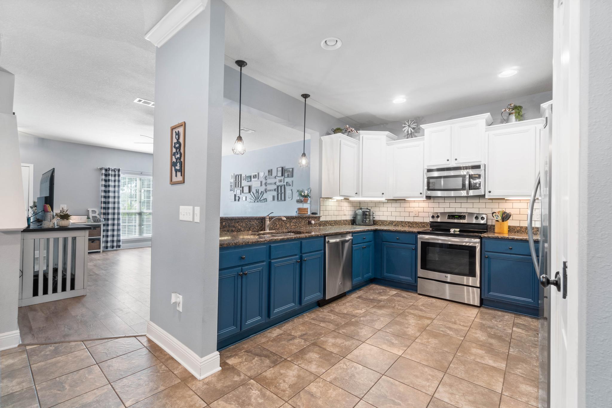 WATERFORD SOUND - Residential